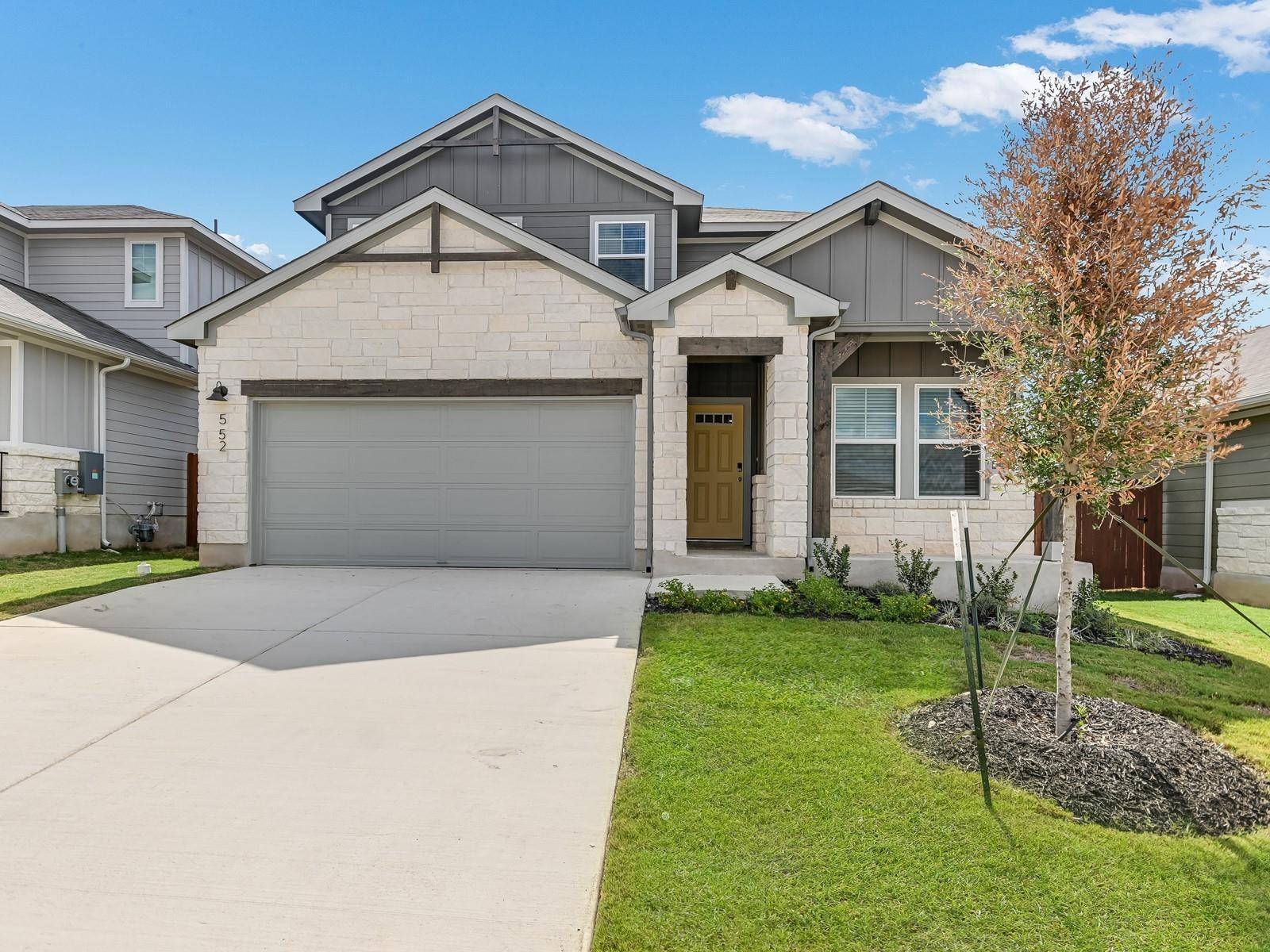 Liberty Hill, TX 78642,552 Loriner WAY