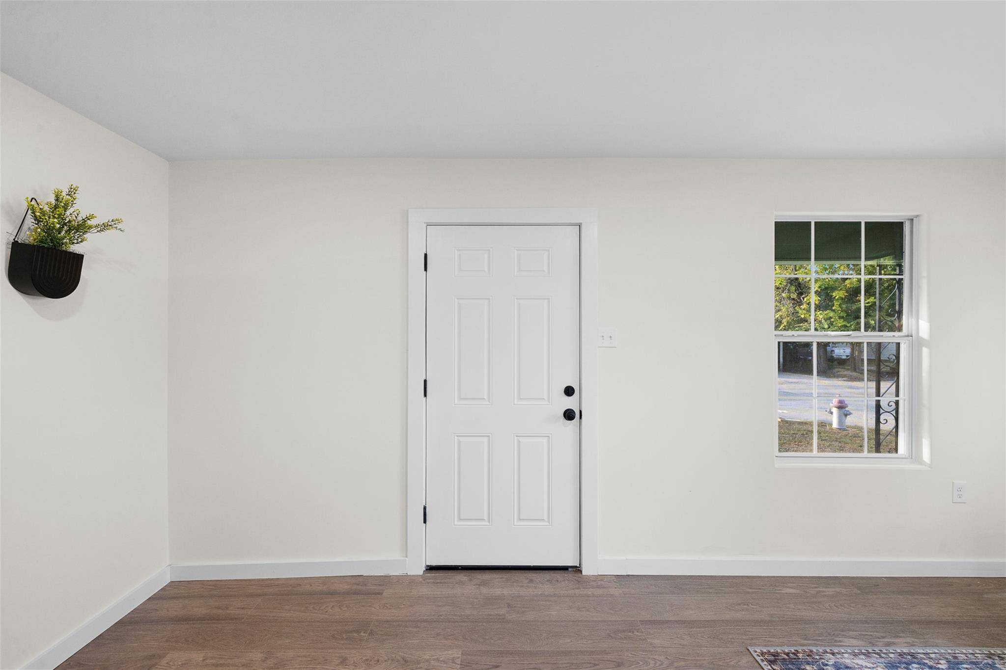 Rockdale, TX 76567,836 W Bell Ave