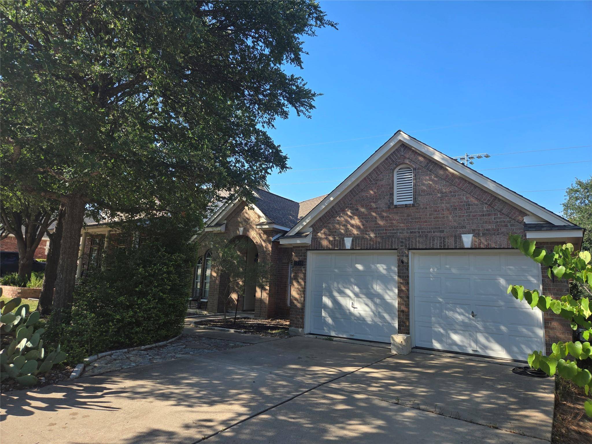 Austin, TX 78735,5716 Travis Green LN