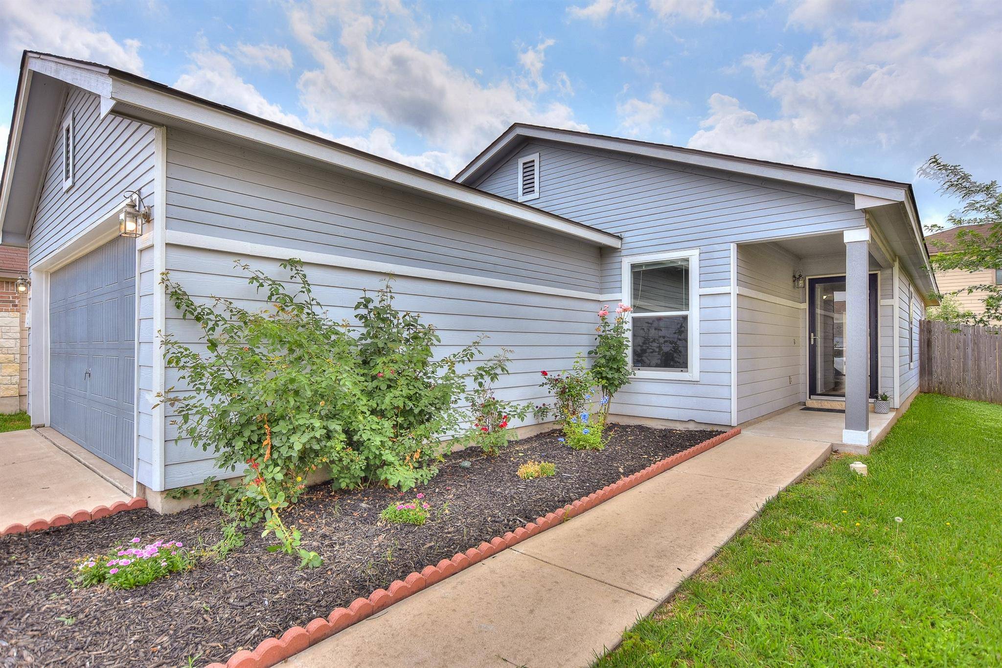 Georgetown, TX 78626,2206 Weiss LN