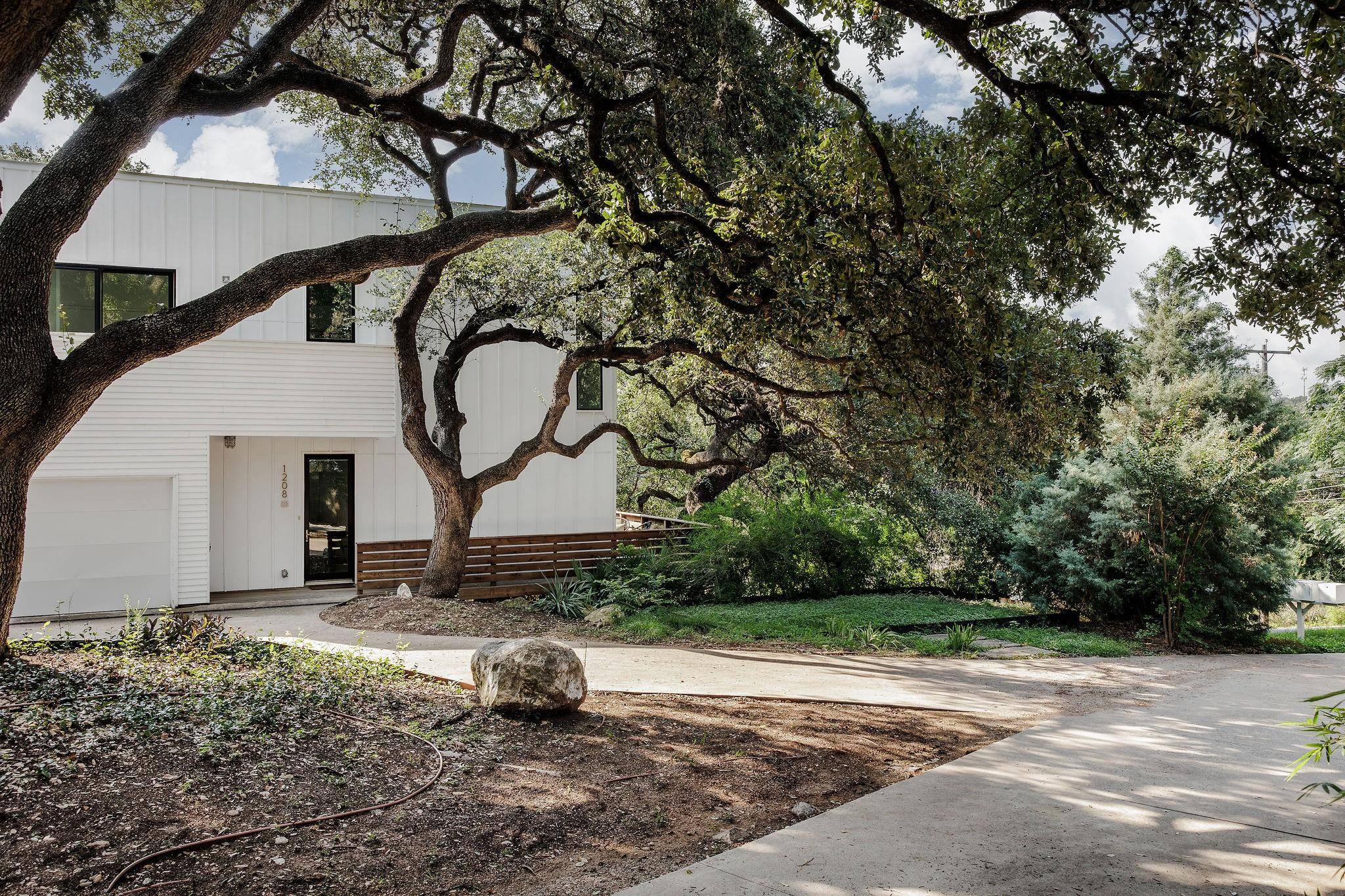 Austin, TX 78704,1208 Woodland Ave #1