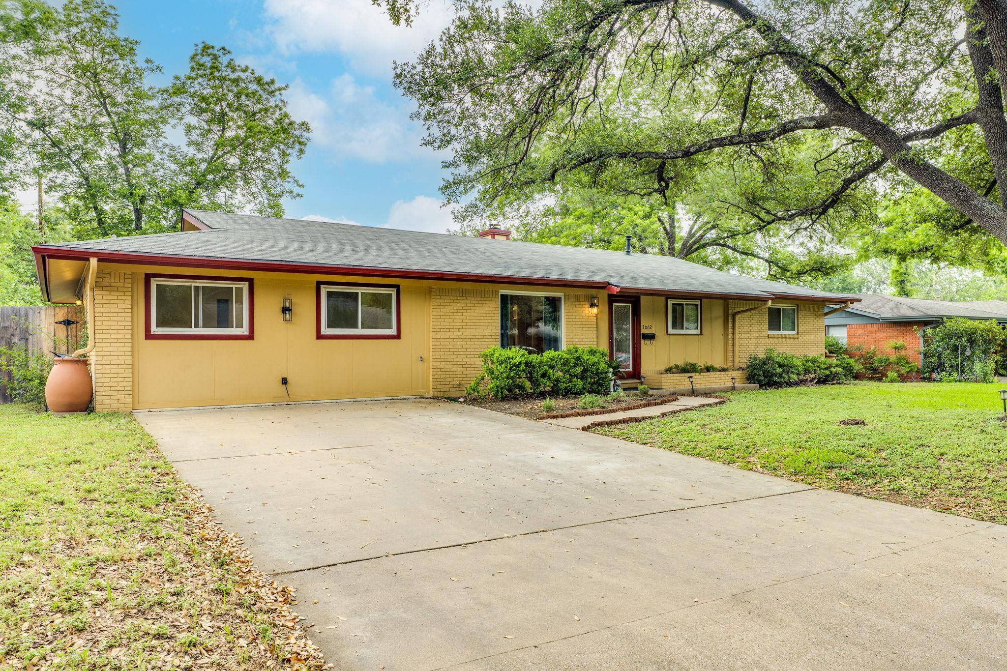 Austin, TX 78757,3002 Stardust DR