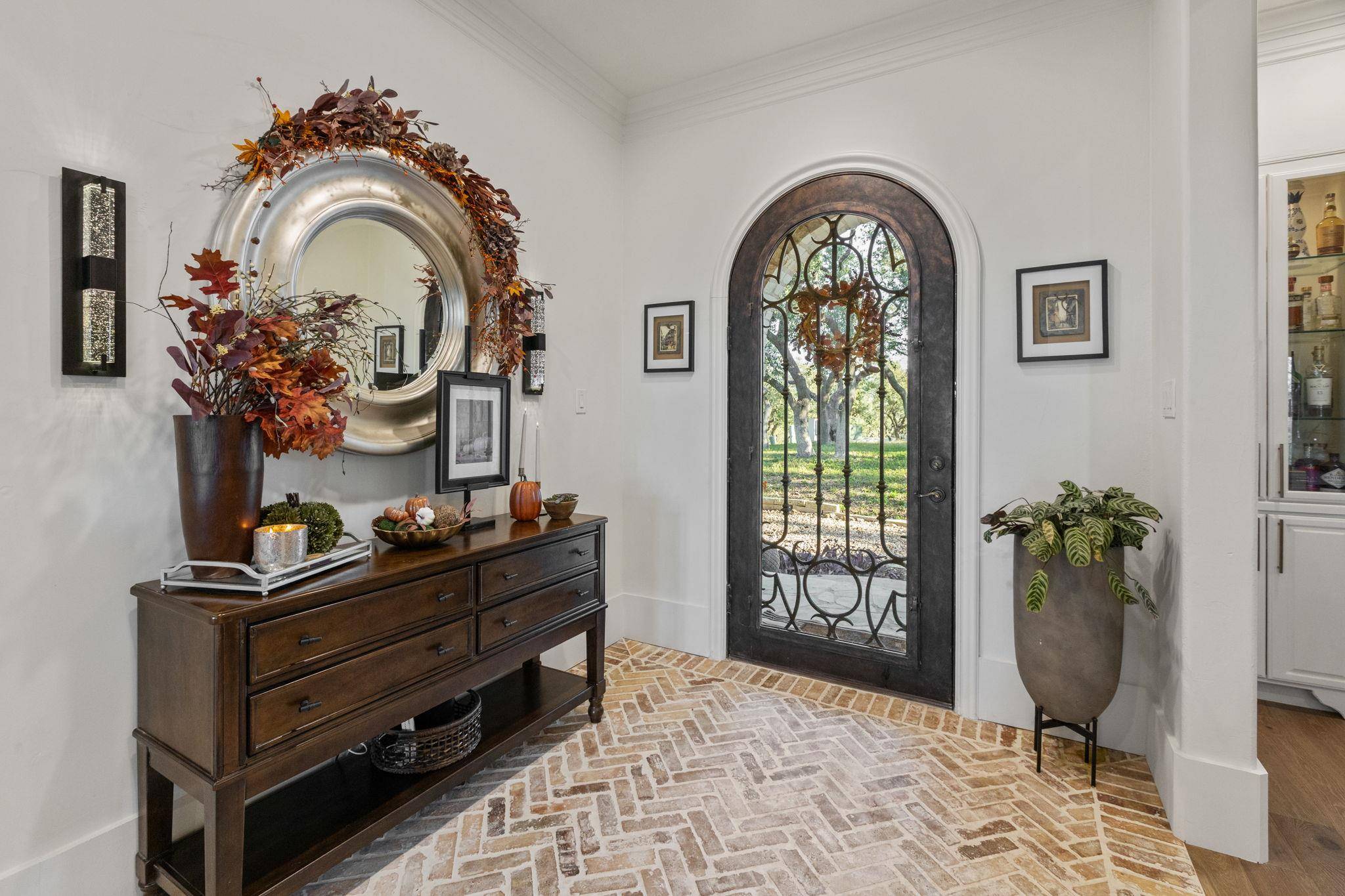 Austin, TX 78737,447 Winning Colors