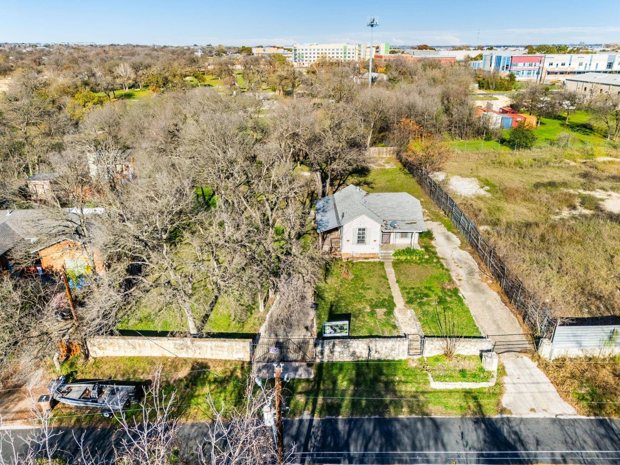 Austin, TX 78721,5608 Hudson ST