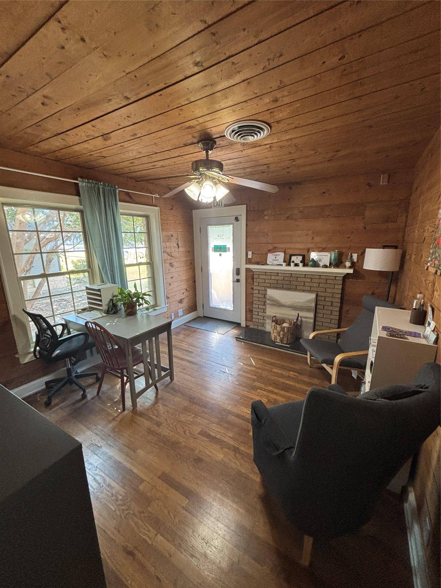 Round Rock, TX 78664,304 E Main ST