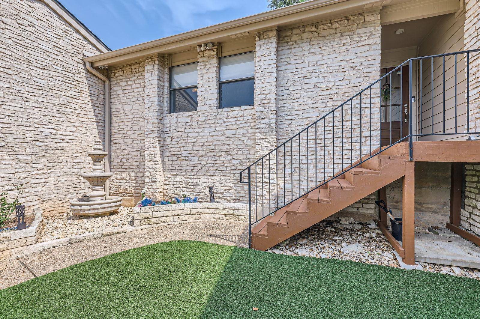 Austin, TX 78750,9518 Topridge DR #7