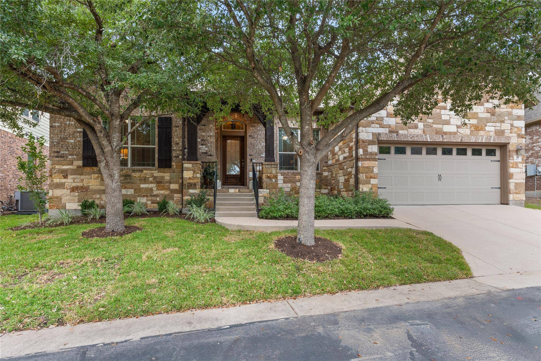 Austin, TX 78726,9550 Savannah Ridge DR #39