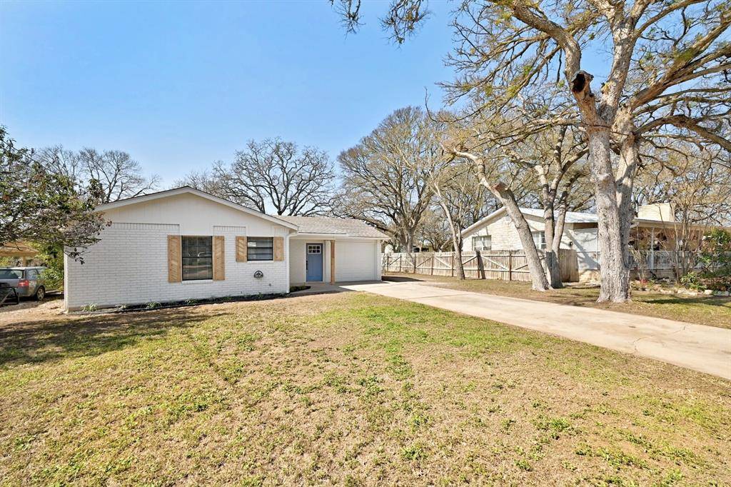 Burnet, TX 78611,1206 Oak ST