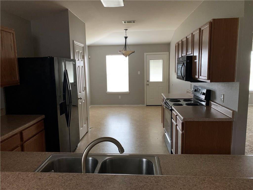 Hutto, TX 78634,1006 Potter CV