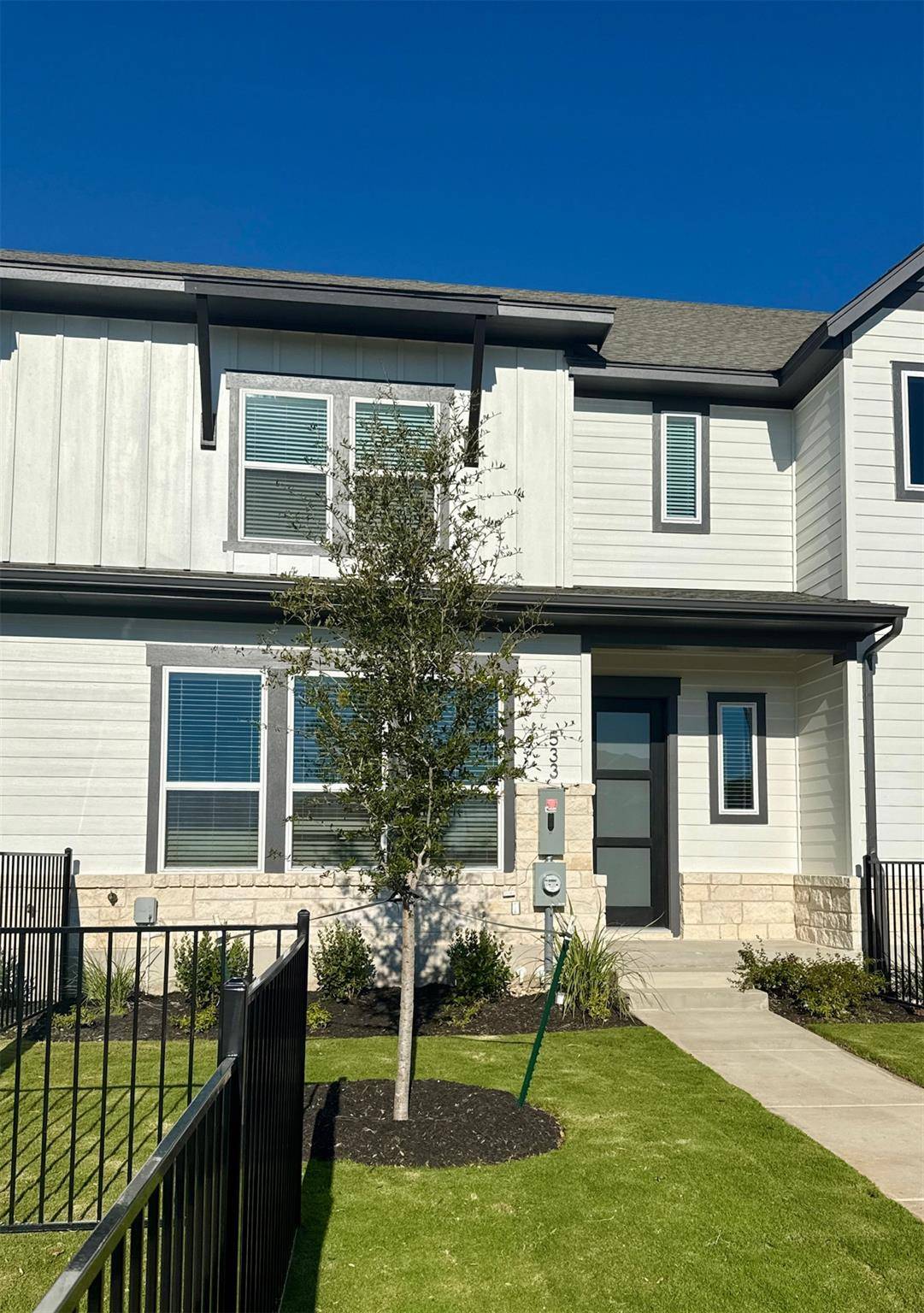 Hutto, TX 78634,533 Emory Crossing BLVD