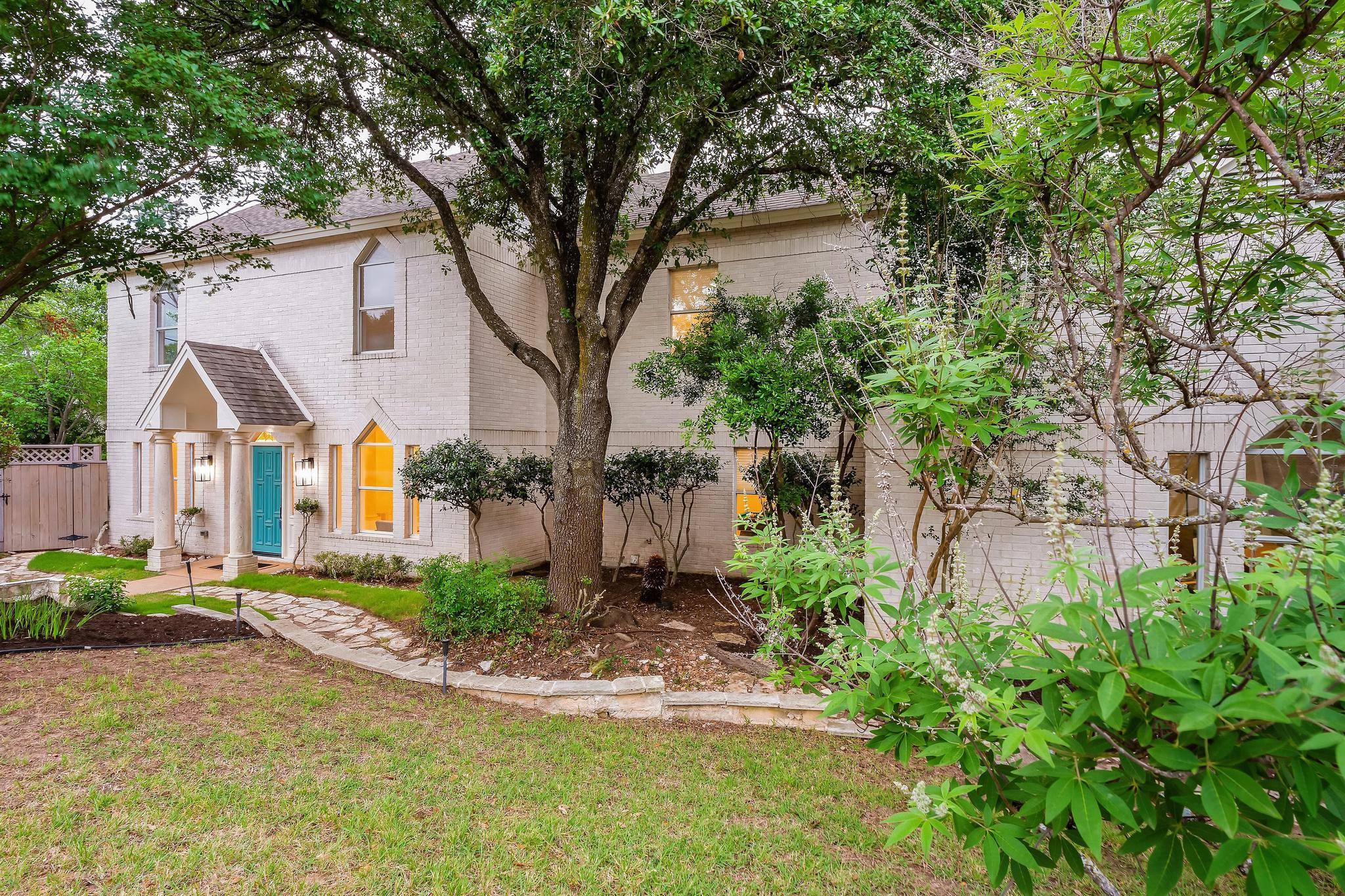 Austin, TX 78759,9402 Bluegrass DR