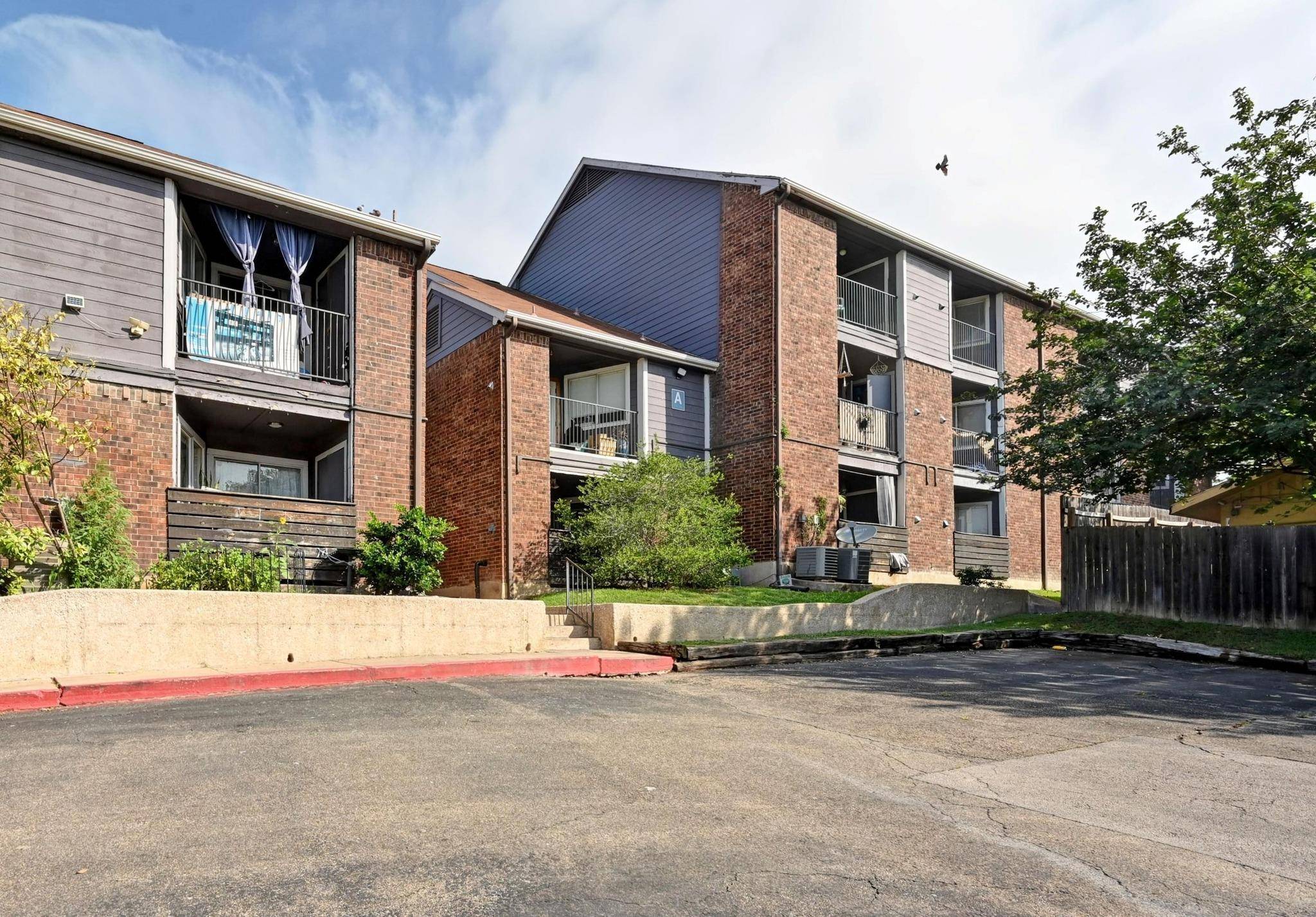 Austin, TX 78741,1840 Burton DR #231