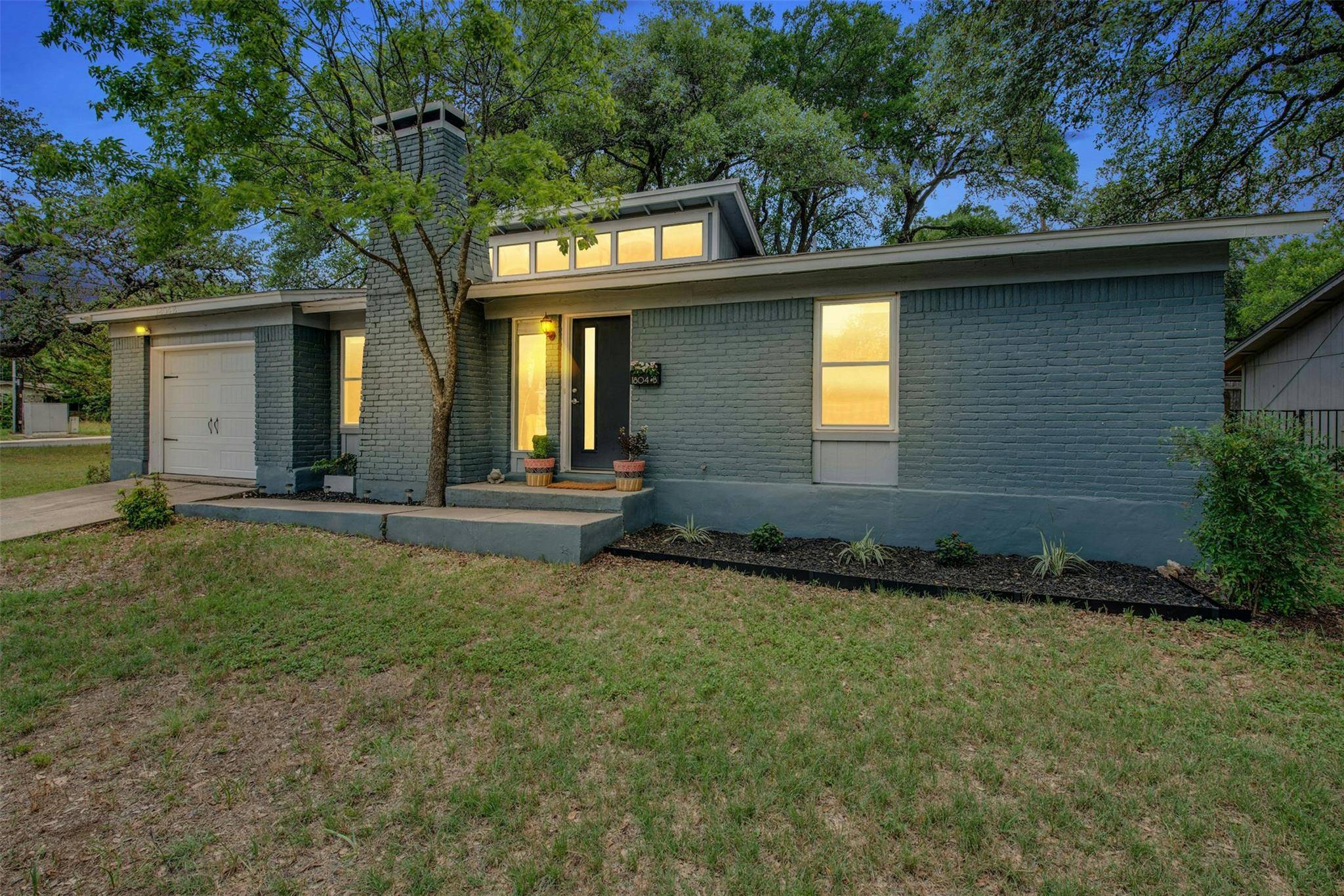 Austin, TX 78745,1804 Matthews LN #B