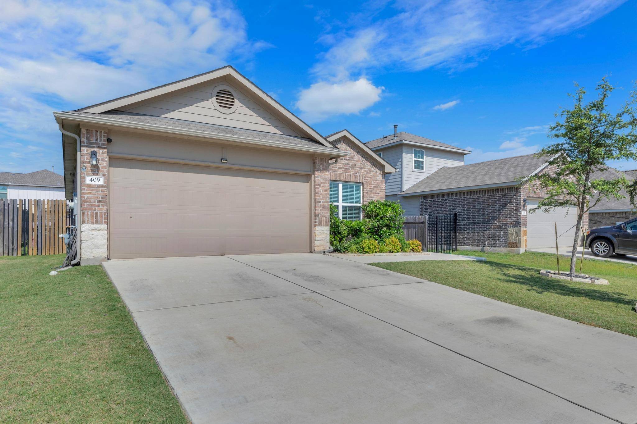Leander, TX 78641,409 Red Matador LN