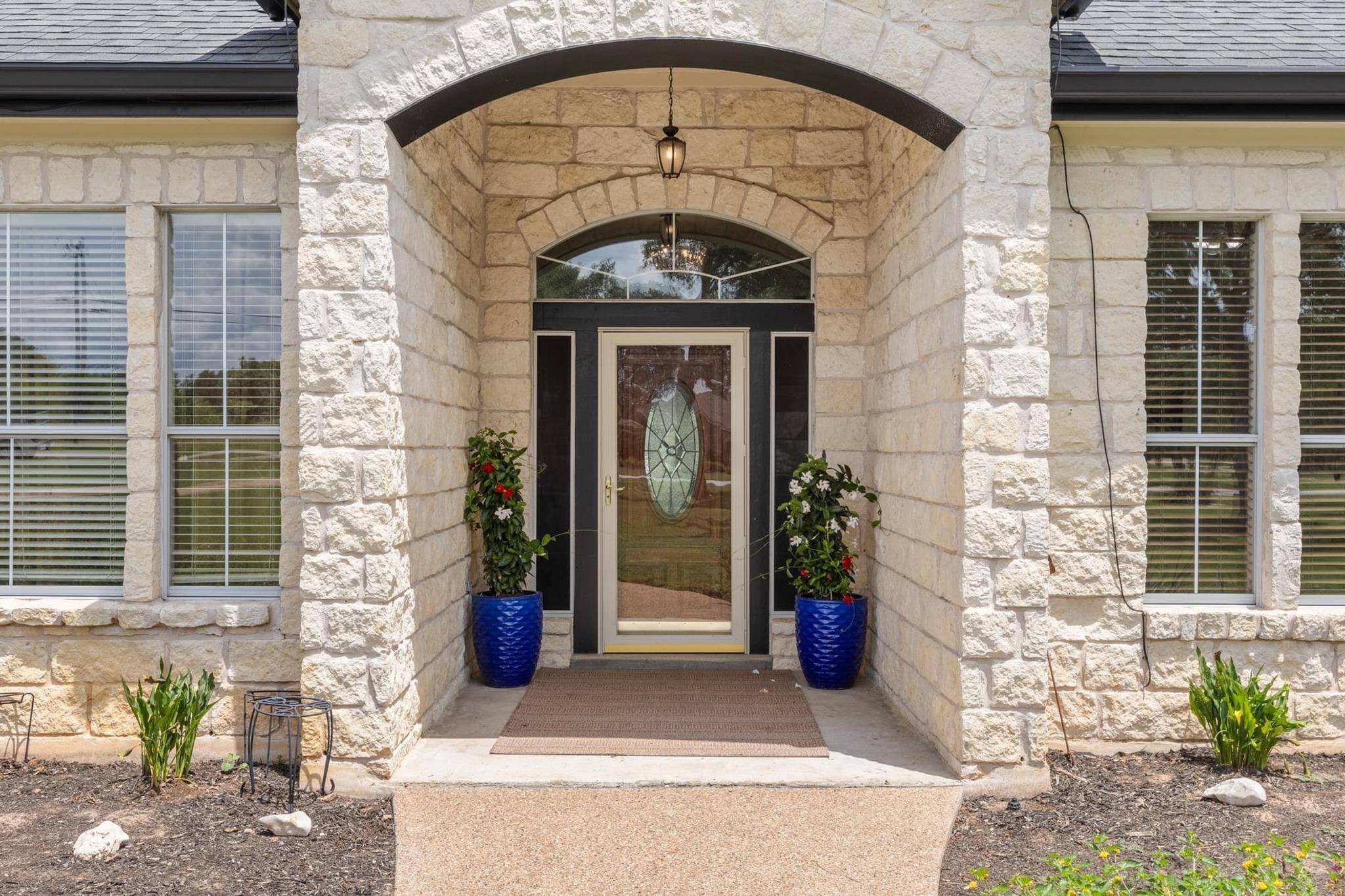 Buda, TX 78610,420 Oak Forest DR