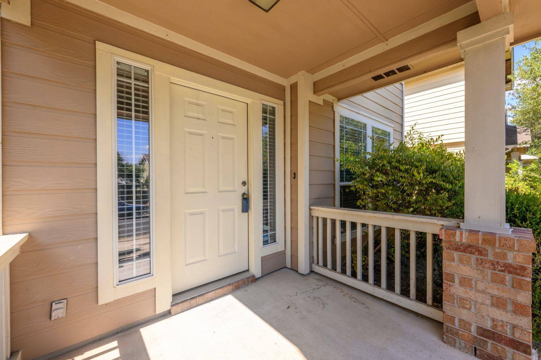 Austin, TX 78744,9214 Rowlands Sayle RD