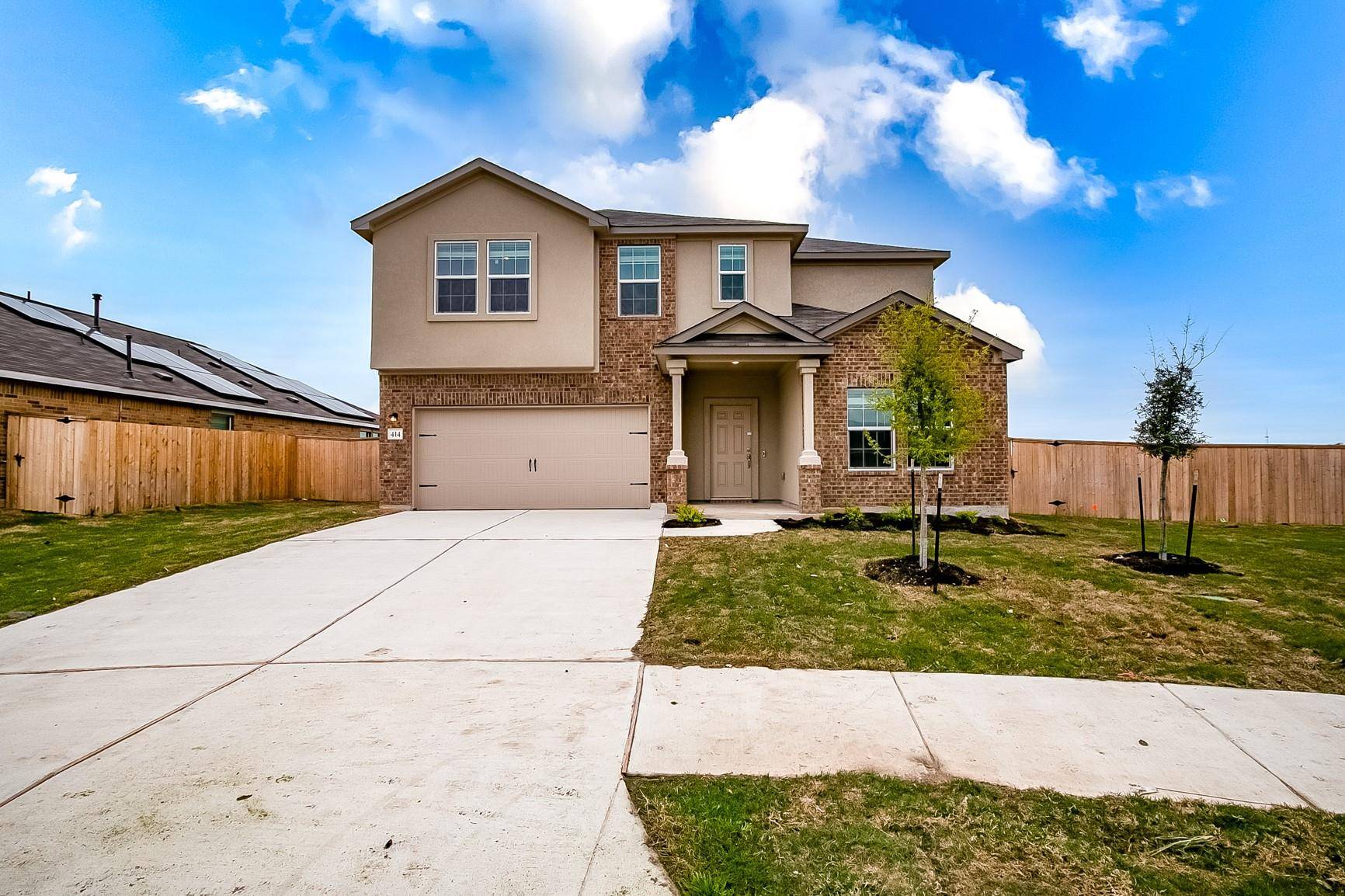 Hutto, TX 78634,414 Sebring CIR