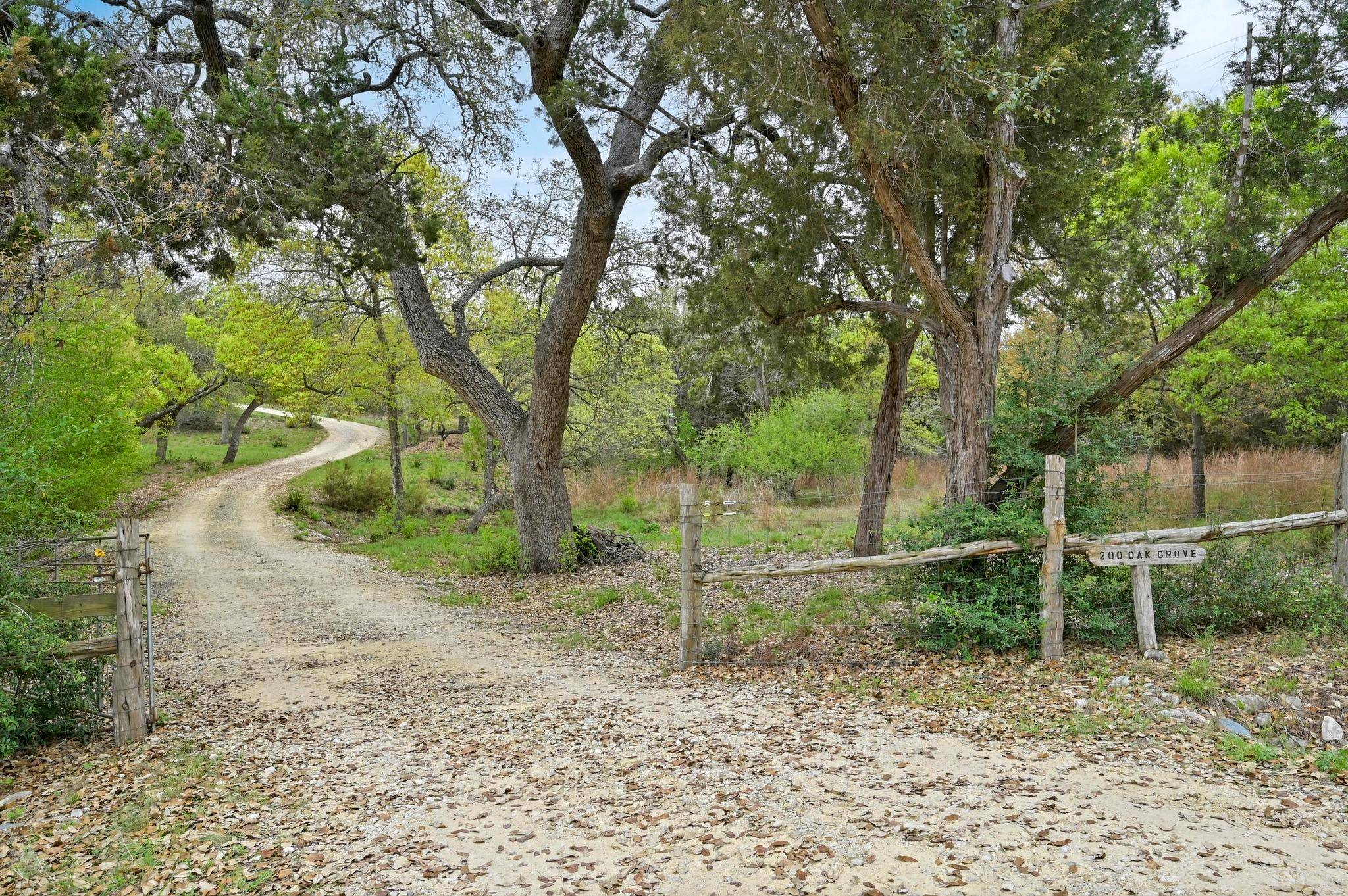 Dripping Springs, TX 78620,200 Oak Grove DR