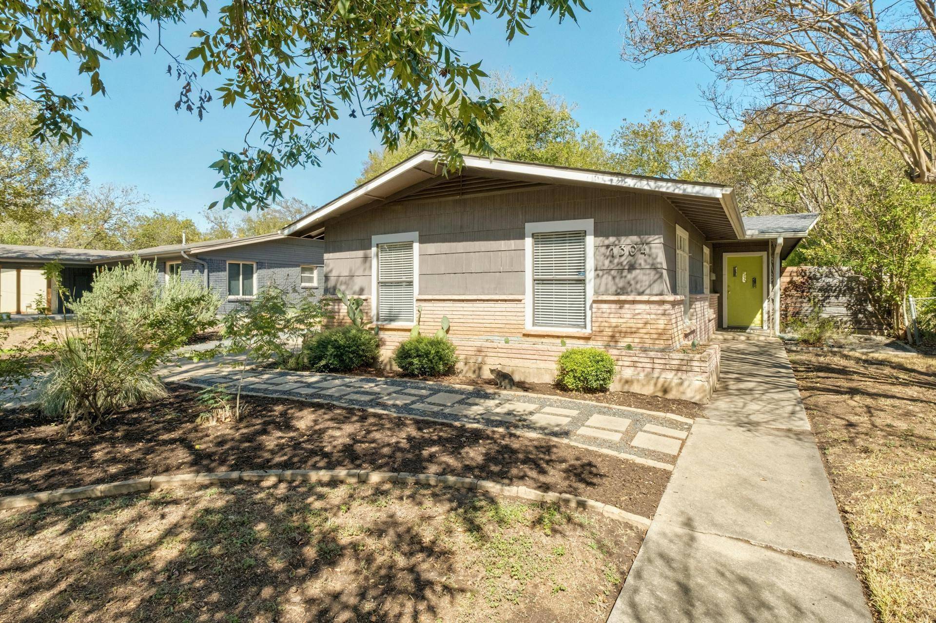 Austin, TX 78723,1304 Corona DR