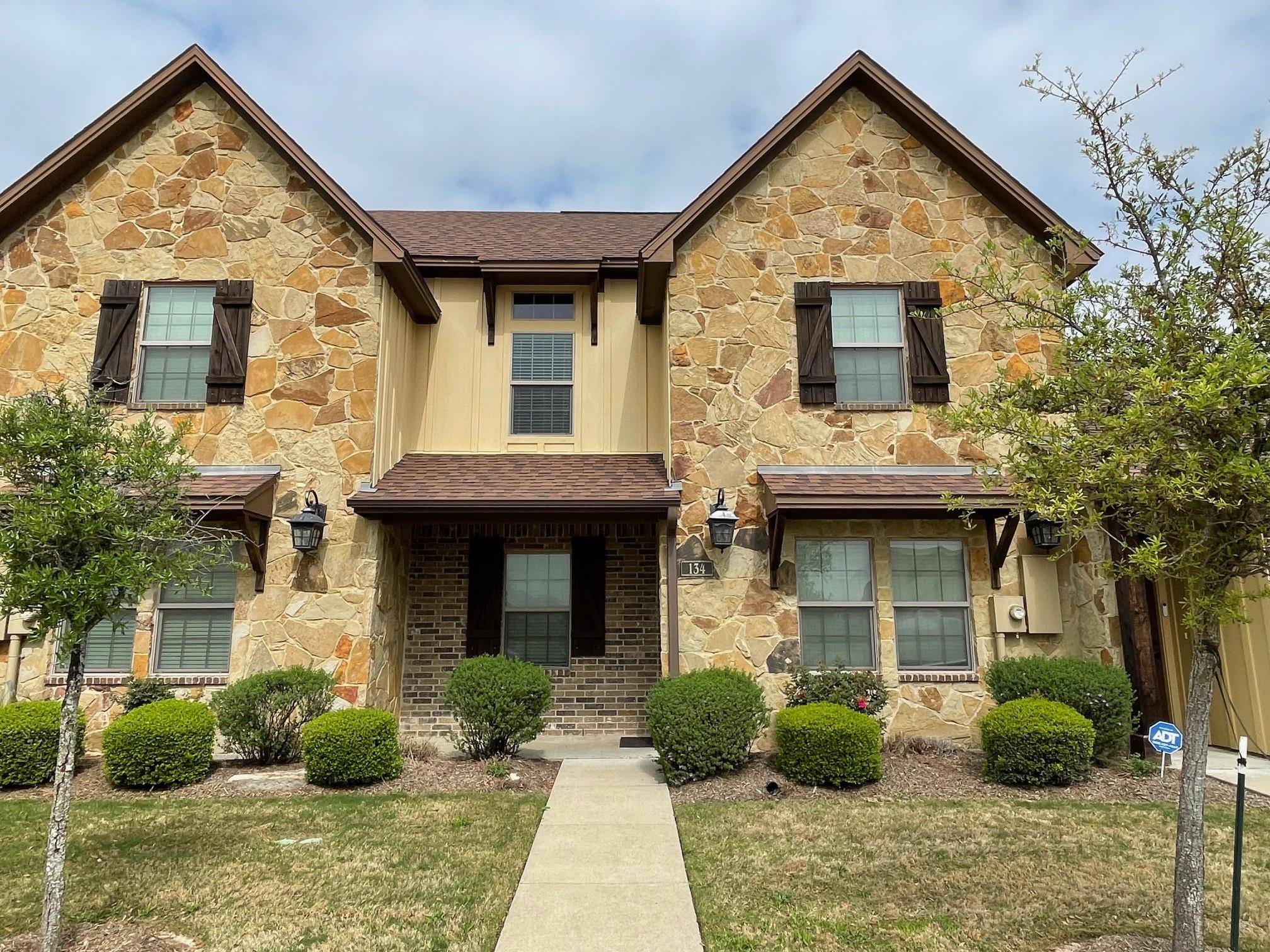 College Station, TX 77845,134 Tang Cake DR