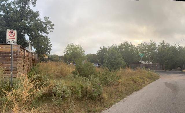 Austin, TX 78702,1917 E 11th ST