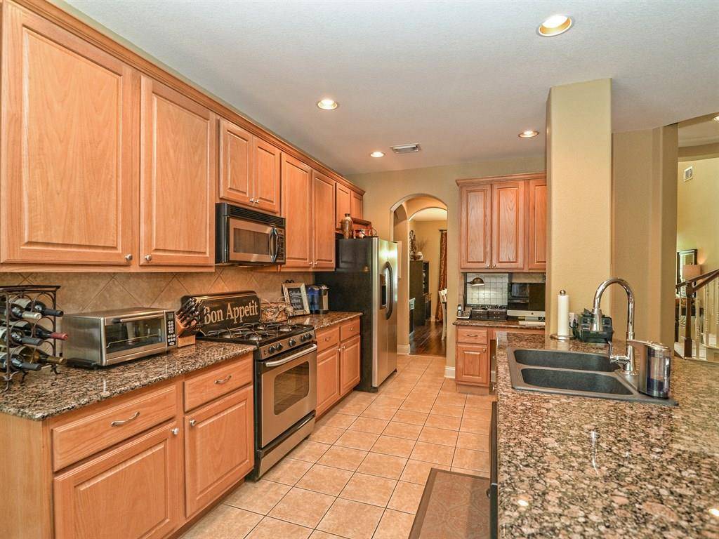 Austin, TX 78732,12513 Central Park DR