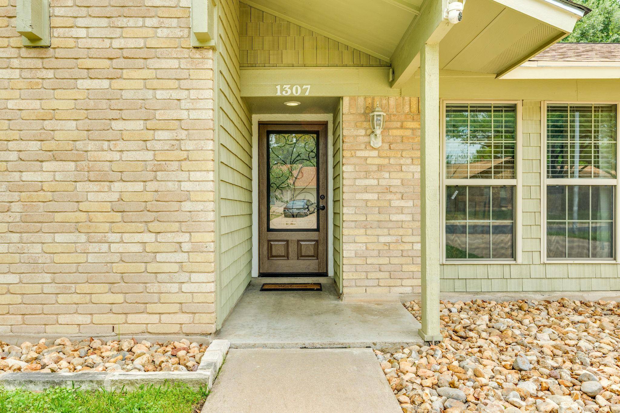 Austin, TX 78758,1307 S Meadows DR