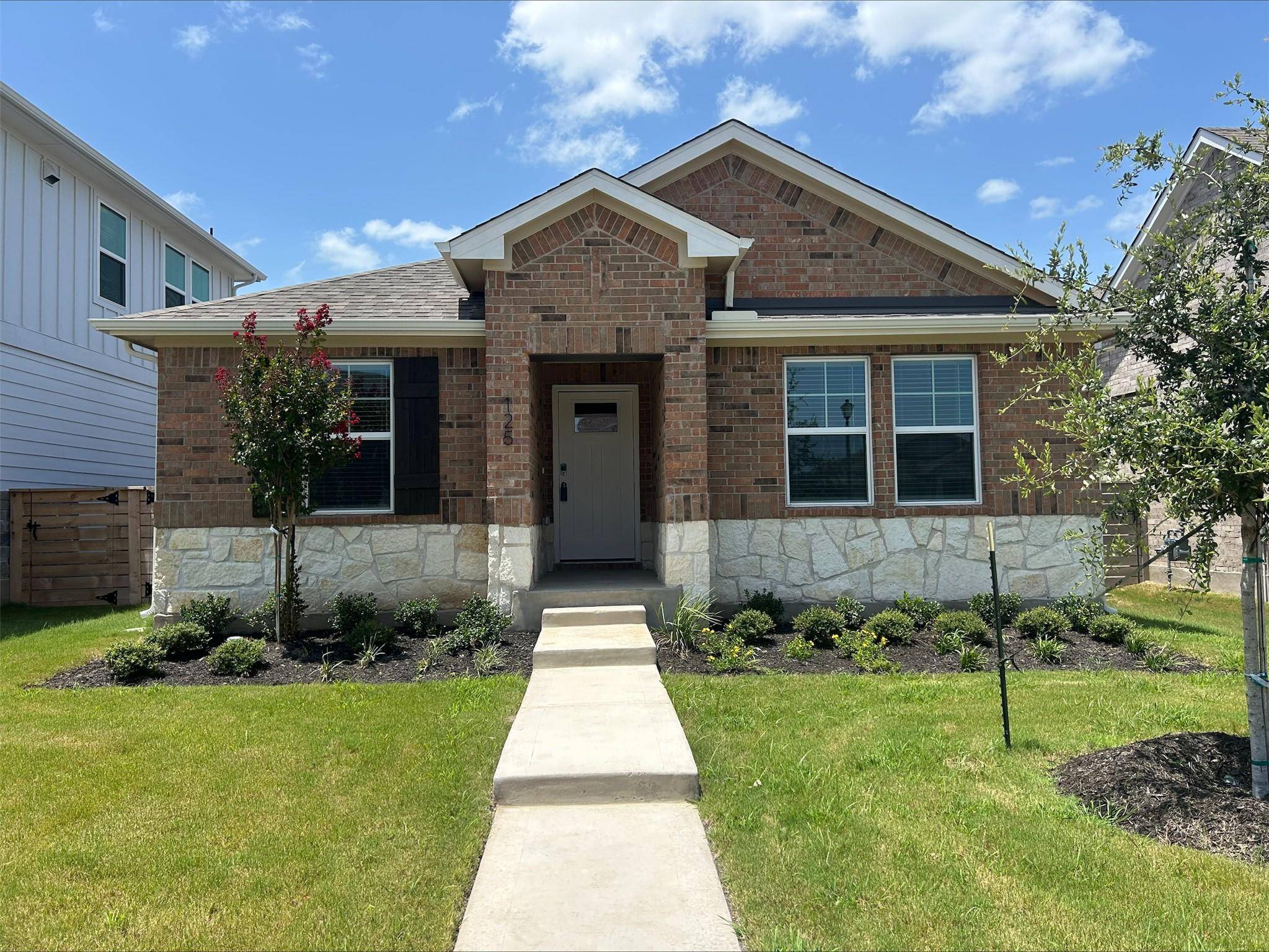 Hutto, TX 78634,125 Zinnia LN