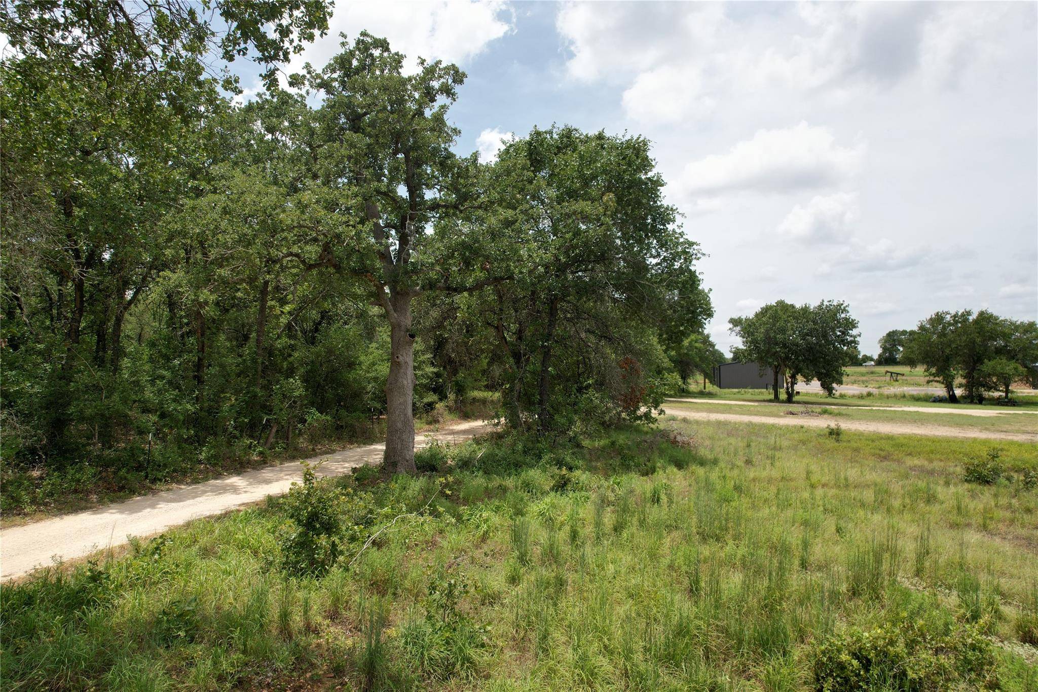 Luling, TX 78648,175 Coastal LN