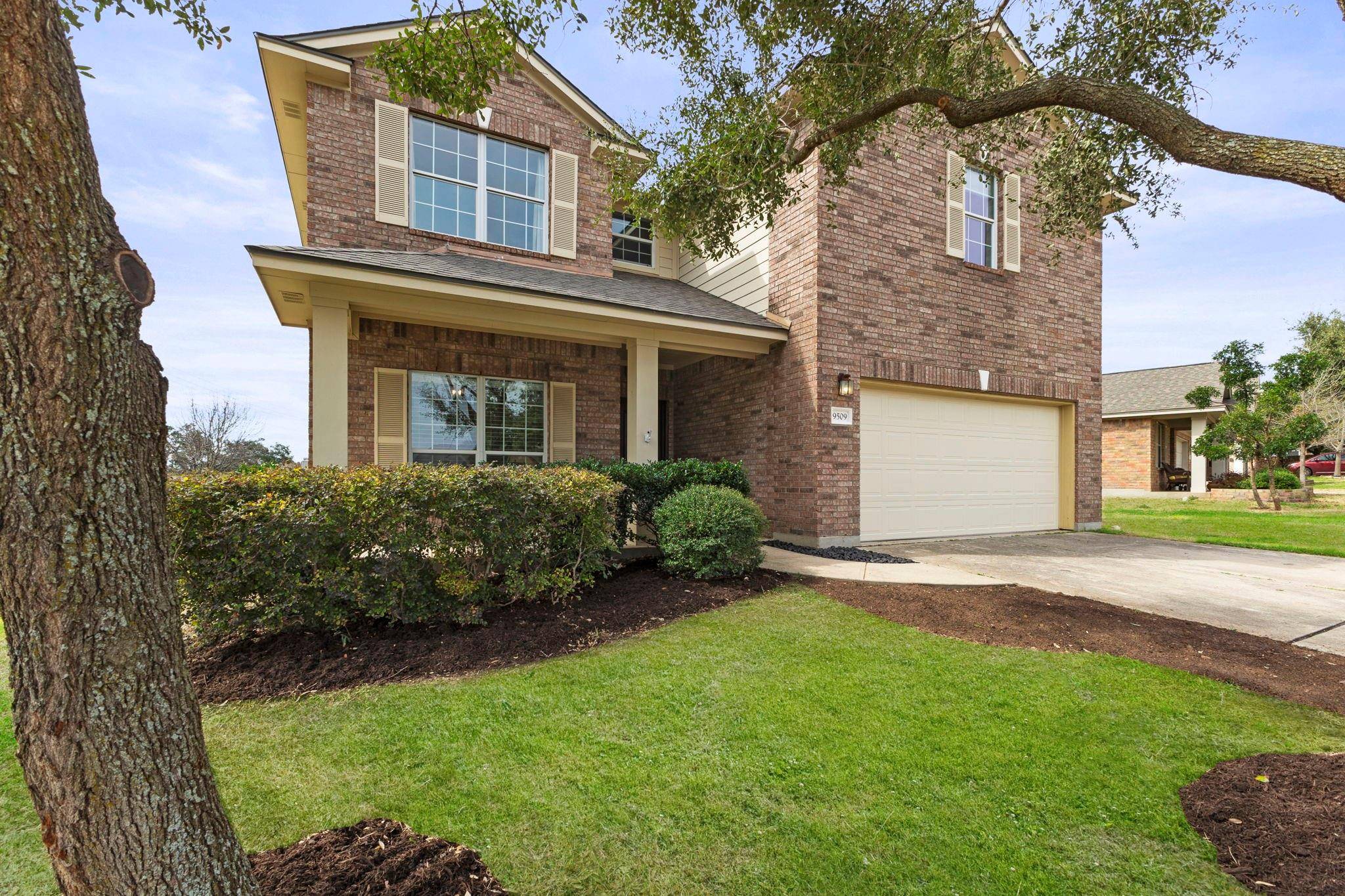 Austin, TX 78717,9509 Bromsgrove DR