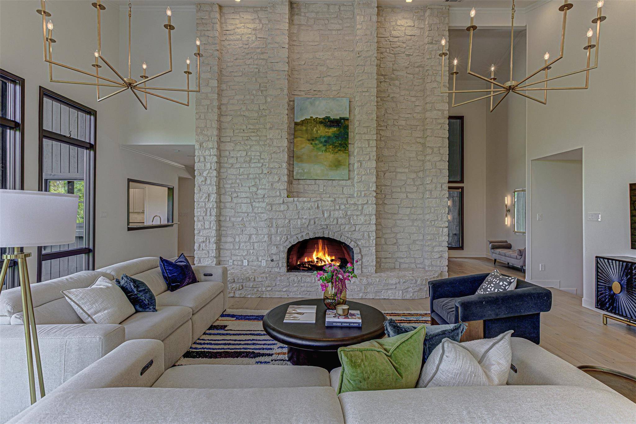 Austin, TX 78746,3502 Native Dancer CV