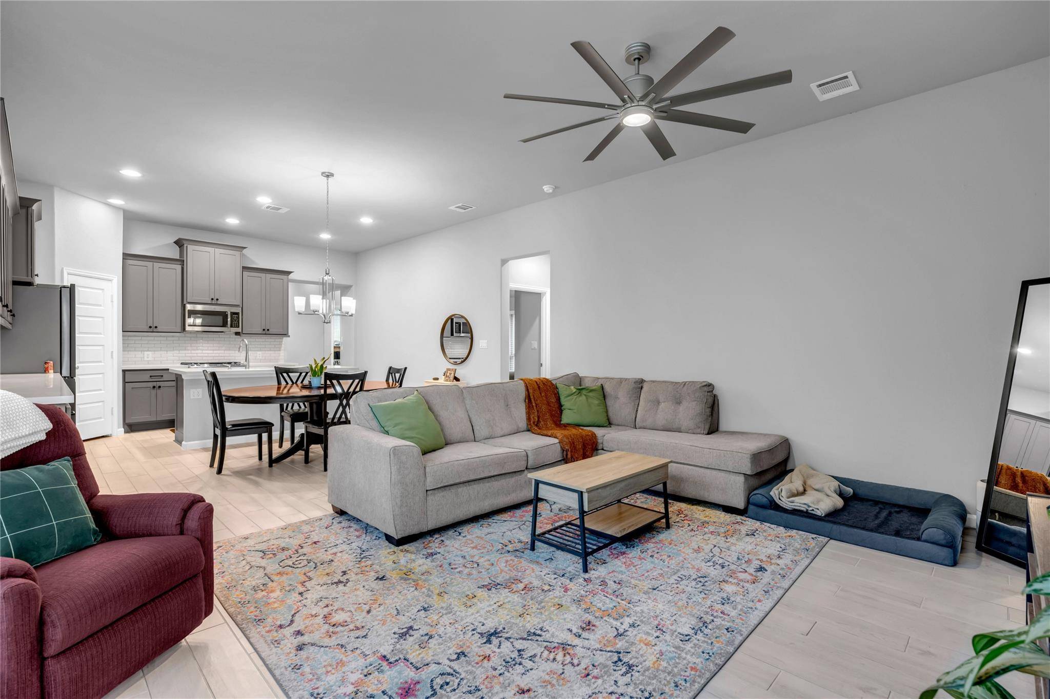 Liberty Hill, TX 78642,125 Dycus BND