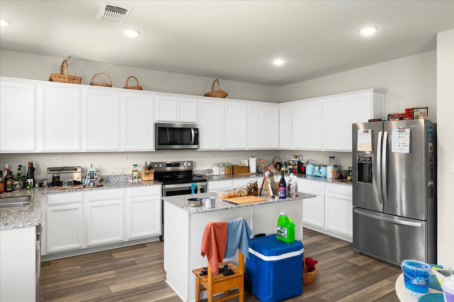 New Braunfels, TX 78130,420 Nova Zembla