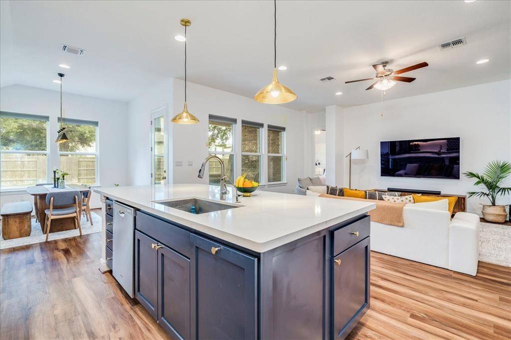Dripping Springs, TX 78620,276 Double L DR