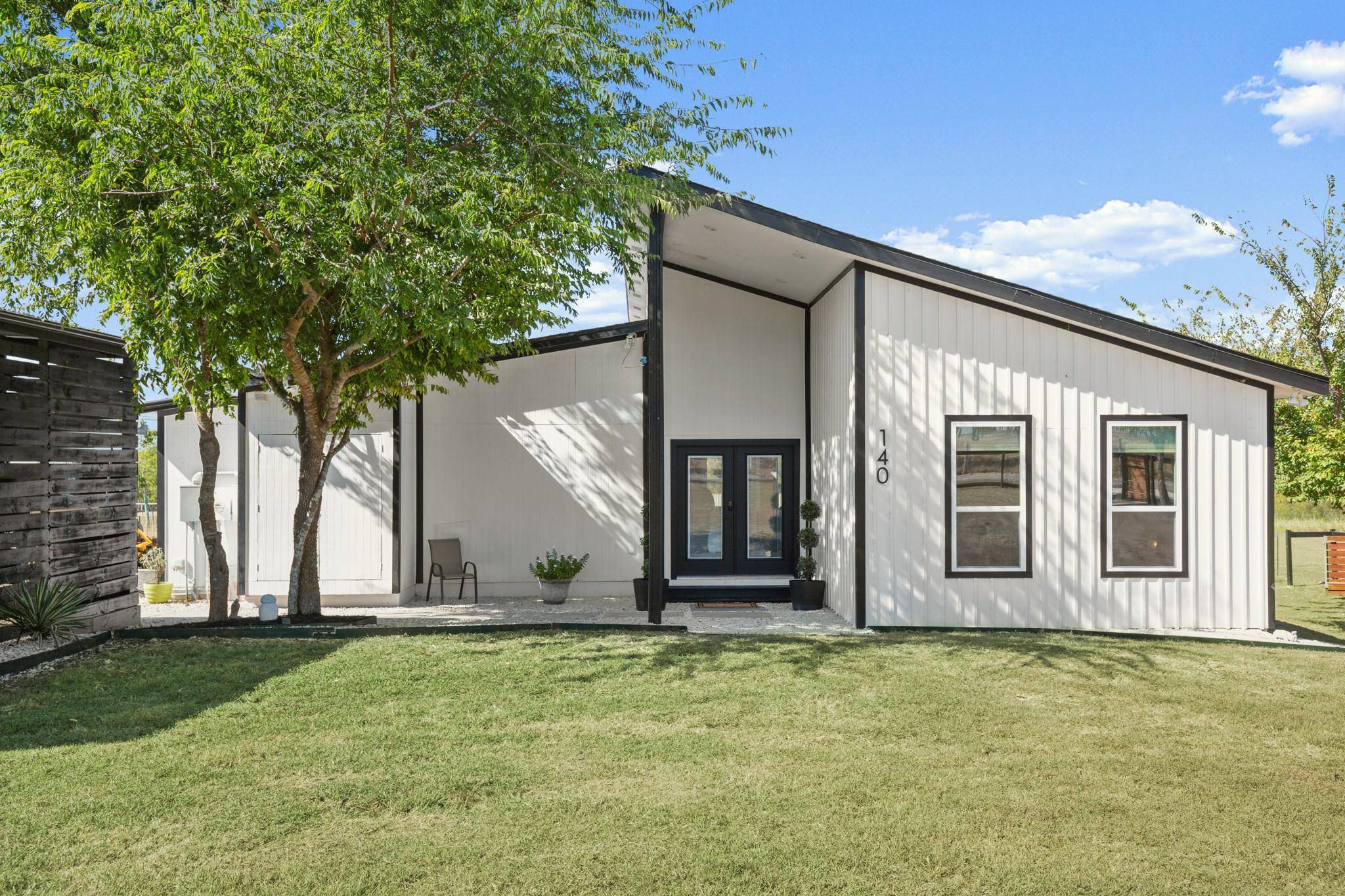 Taylor, TX 76574,140 Hazel Hill TRL