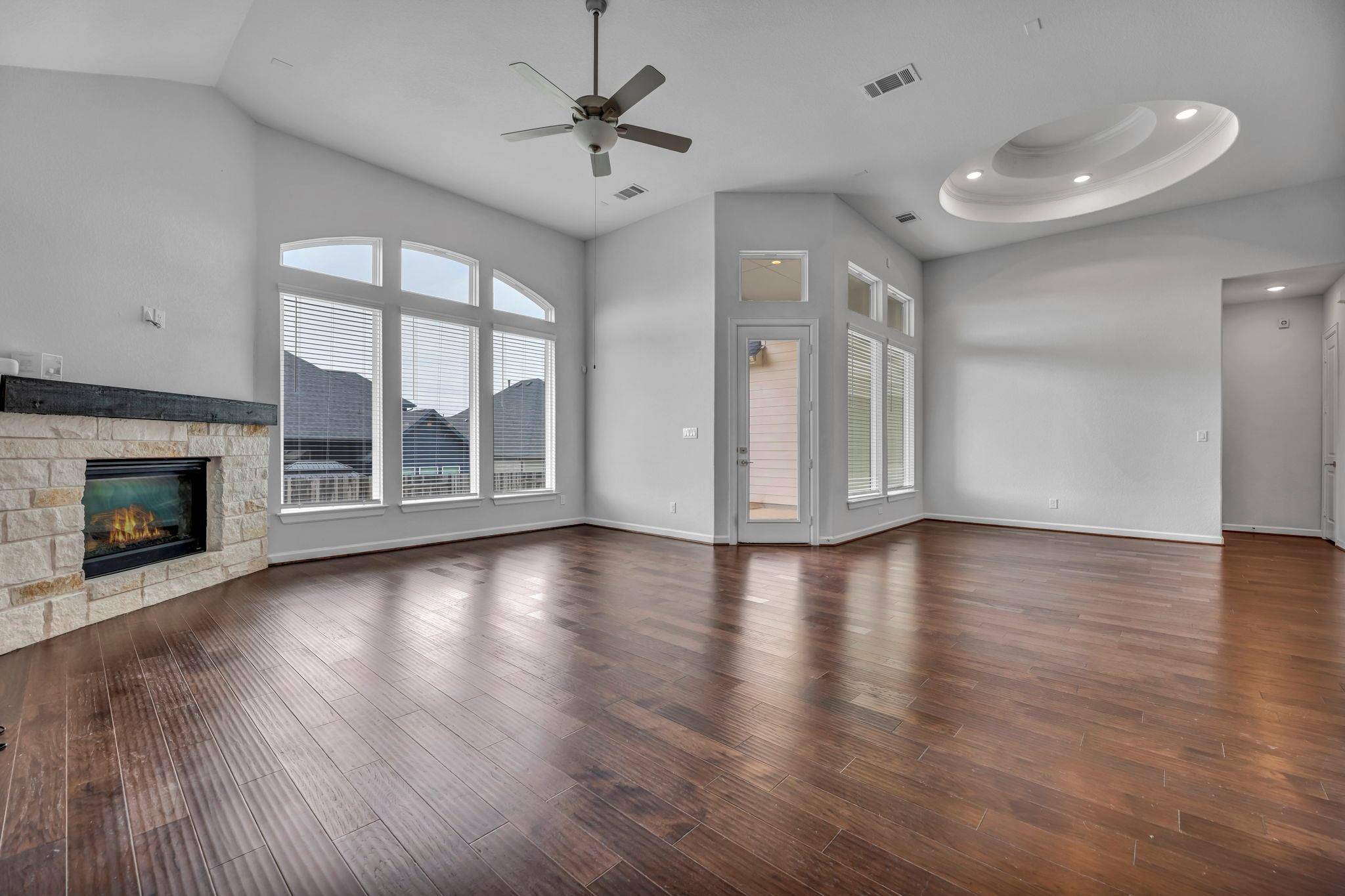 Buda, TX 78610,252 Sabino DR