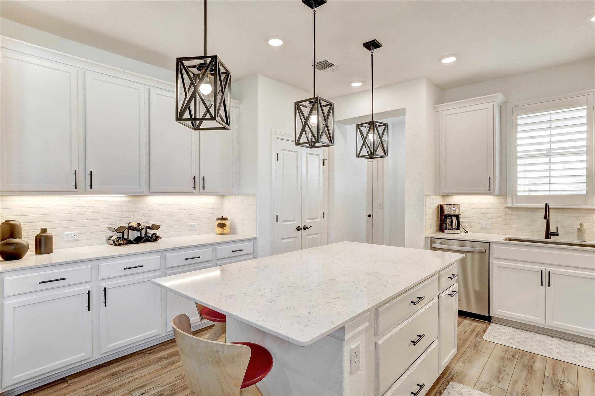 Georgetown, TX 78633,102 Bristol CV