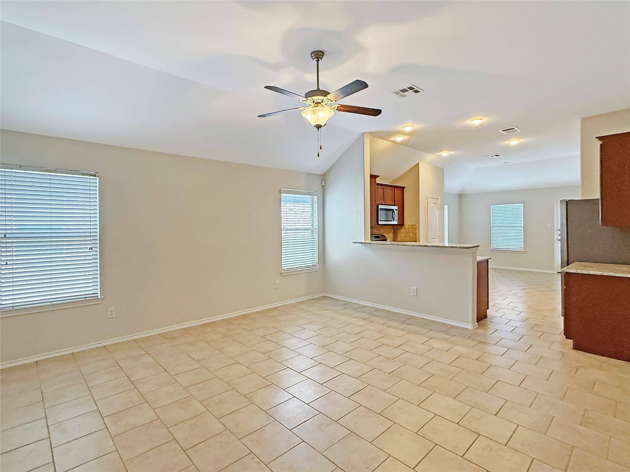 Buda, TX 78610,437 Travertine TRL