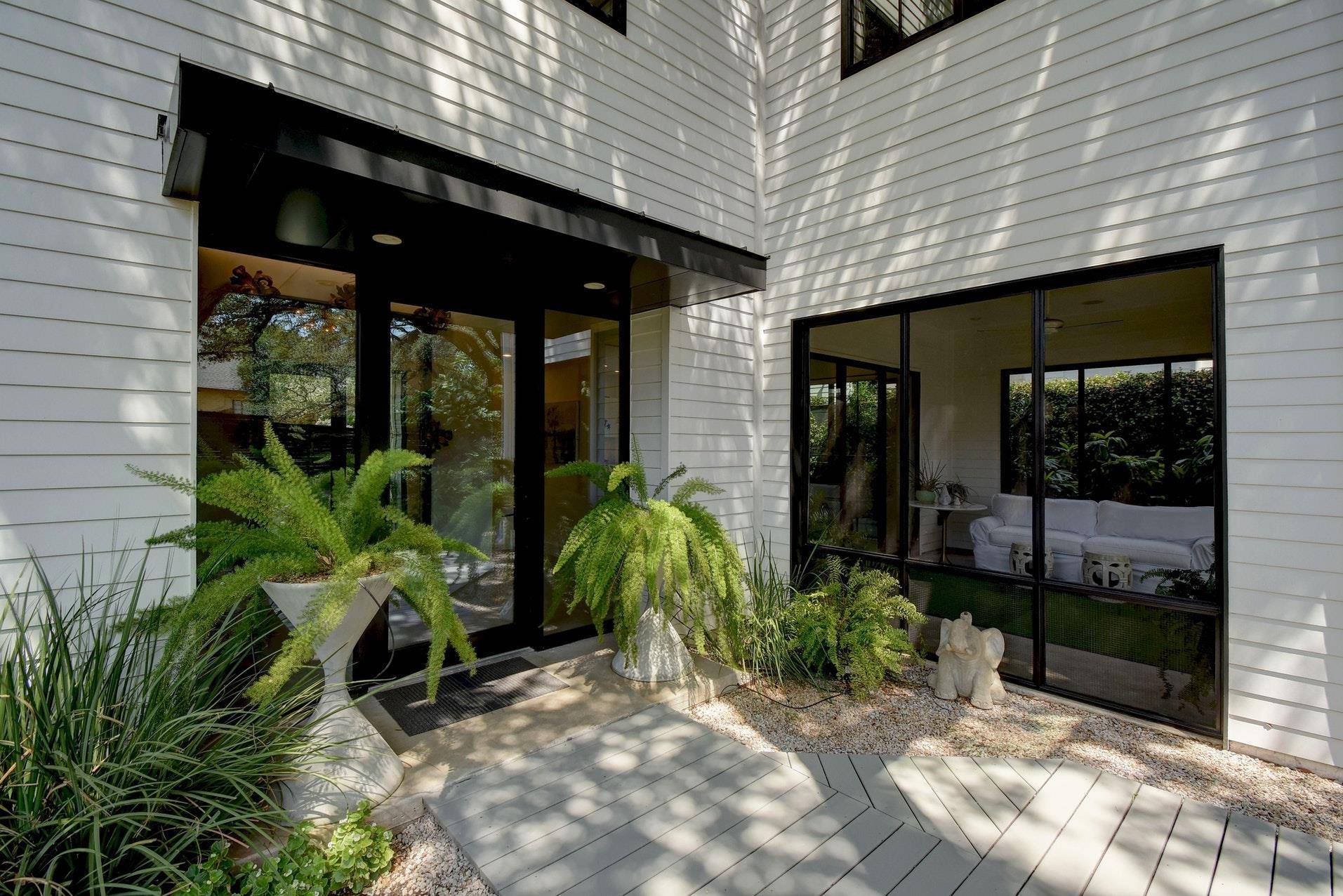 Austin, TX 78704,402 Crockett ST