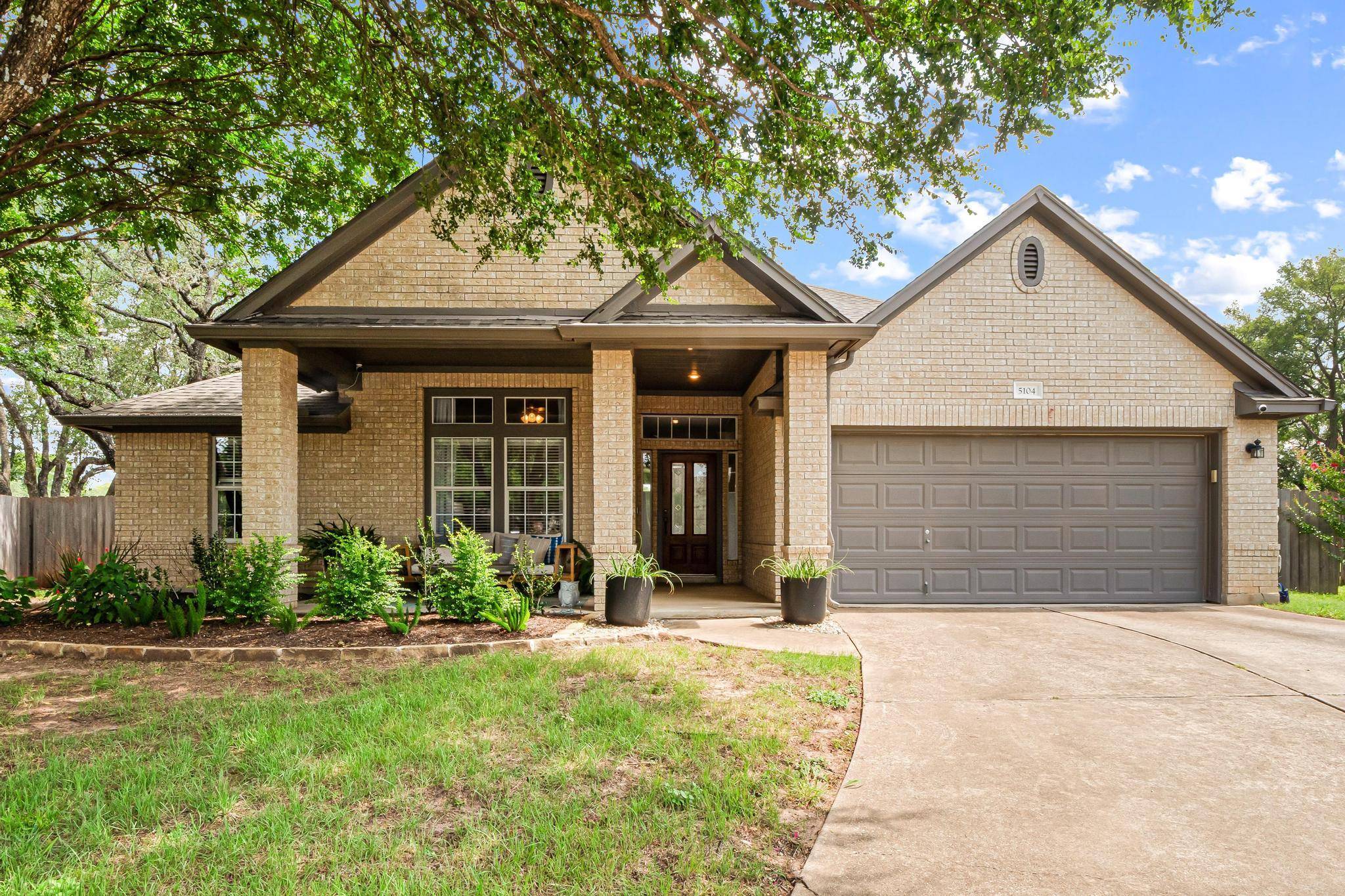 Austin, TX 78749,5104 Jacobs Creek CT