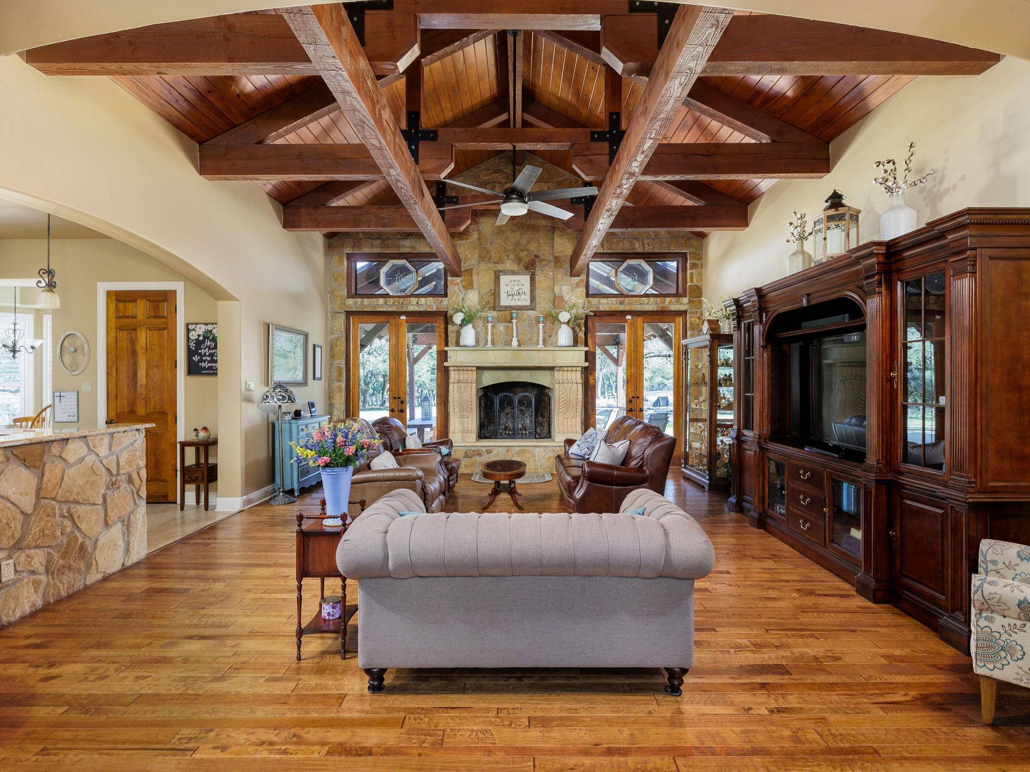 Florence, TX 76527,130 Chris LN