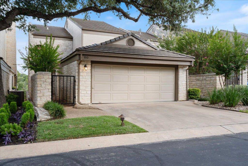 The Hills, TX 78738,110 West Eagle DR