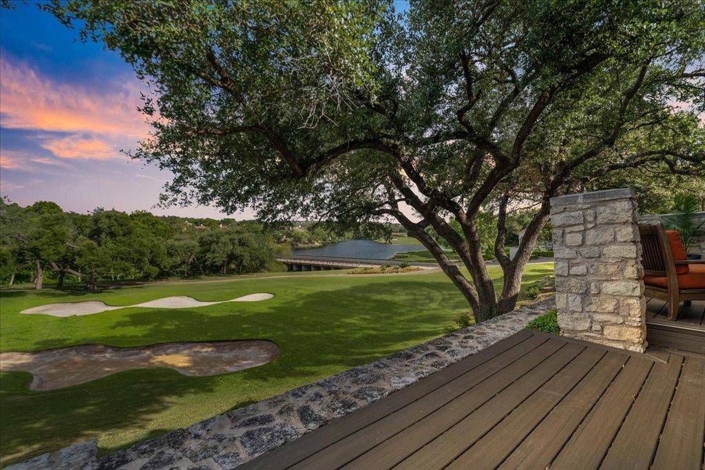 The Hills, TX 78738,110 West Eagle DR