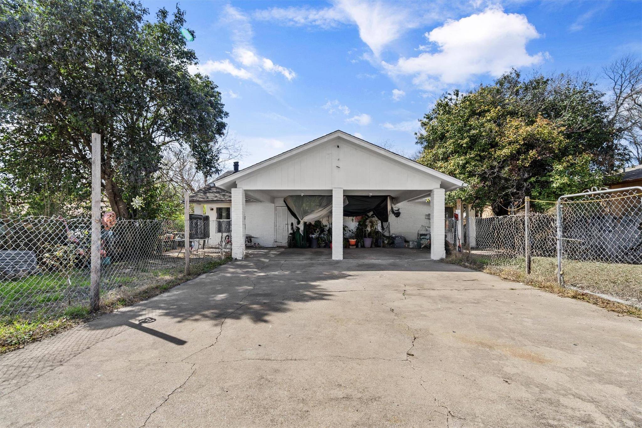 Austin, TX 78744,5318 Atascosa DR