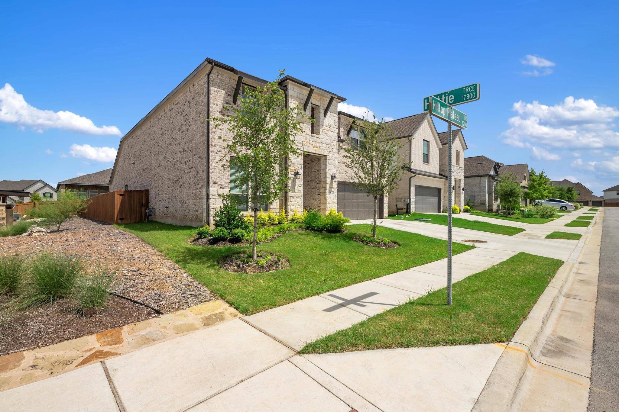 Austin, TX 78738,6220 Hilltop Plateau DR