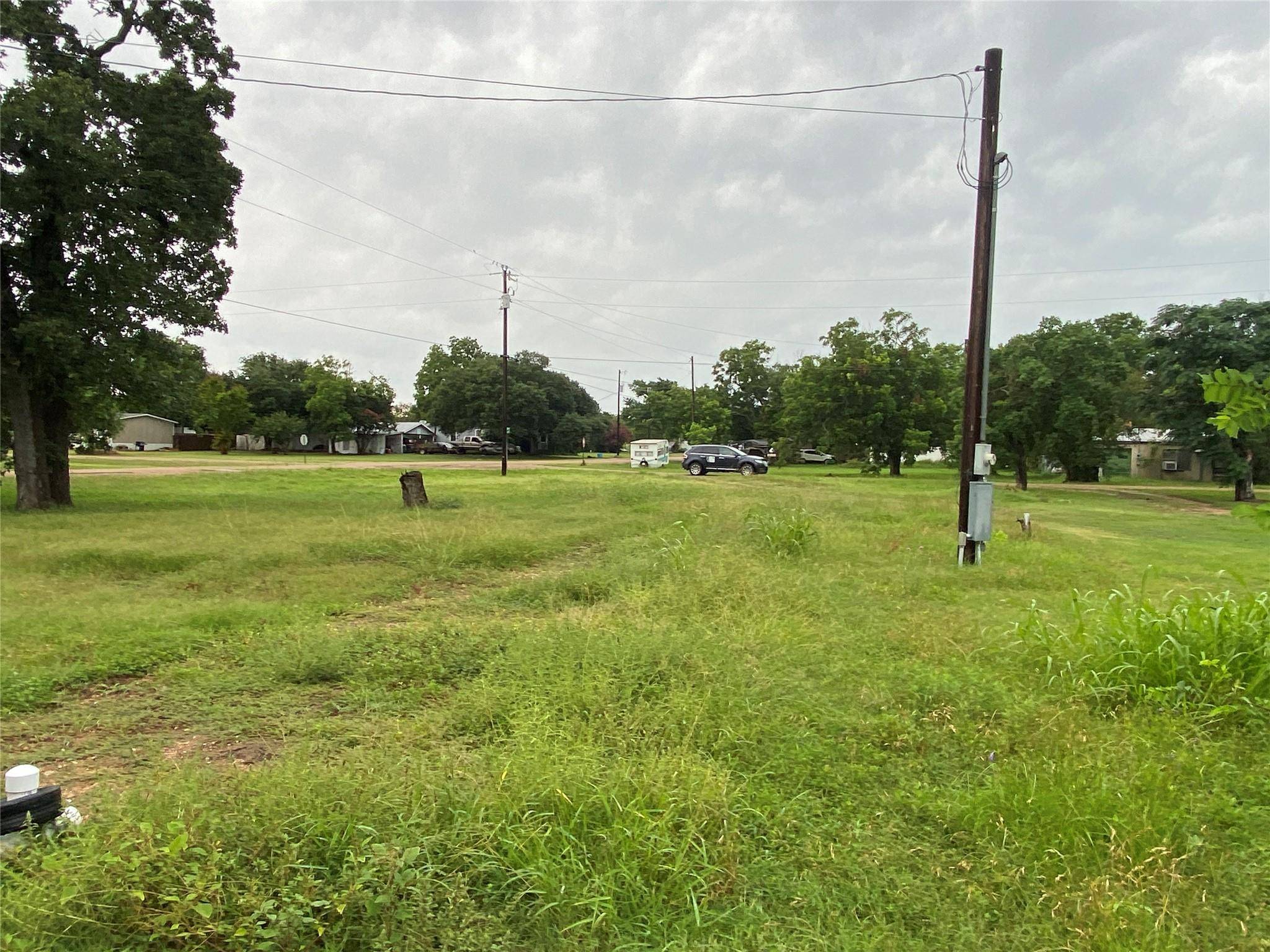 Ellinger, TX 78938,406 Fordtrand ST