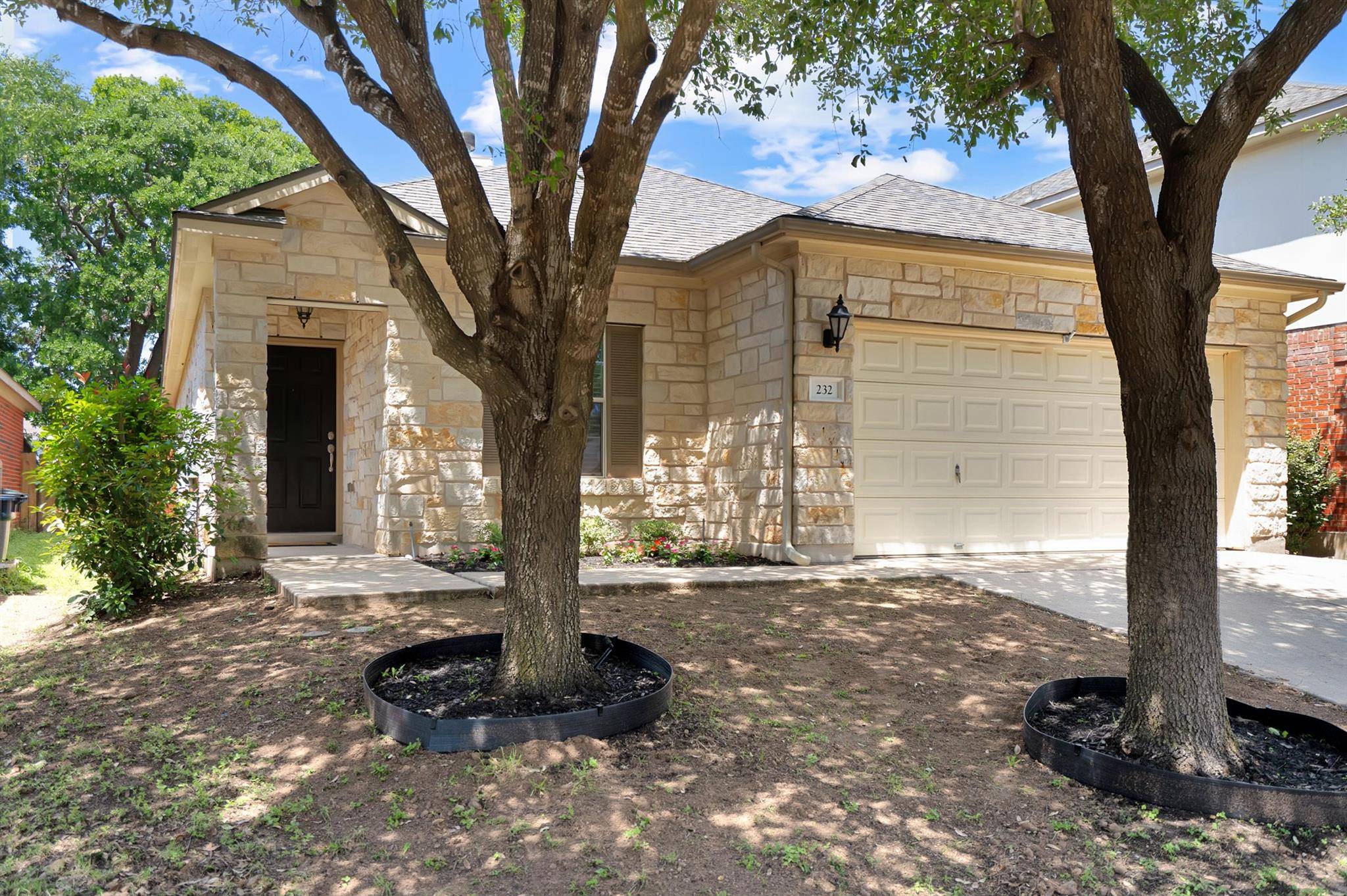 Leander, TX 78641,232 Housefinch LOOP