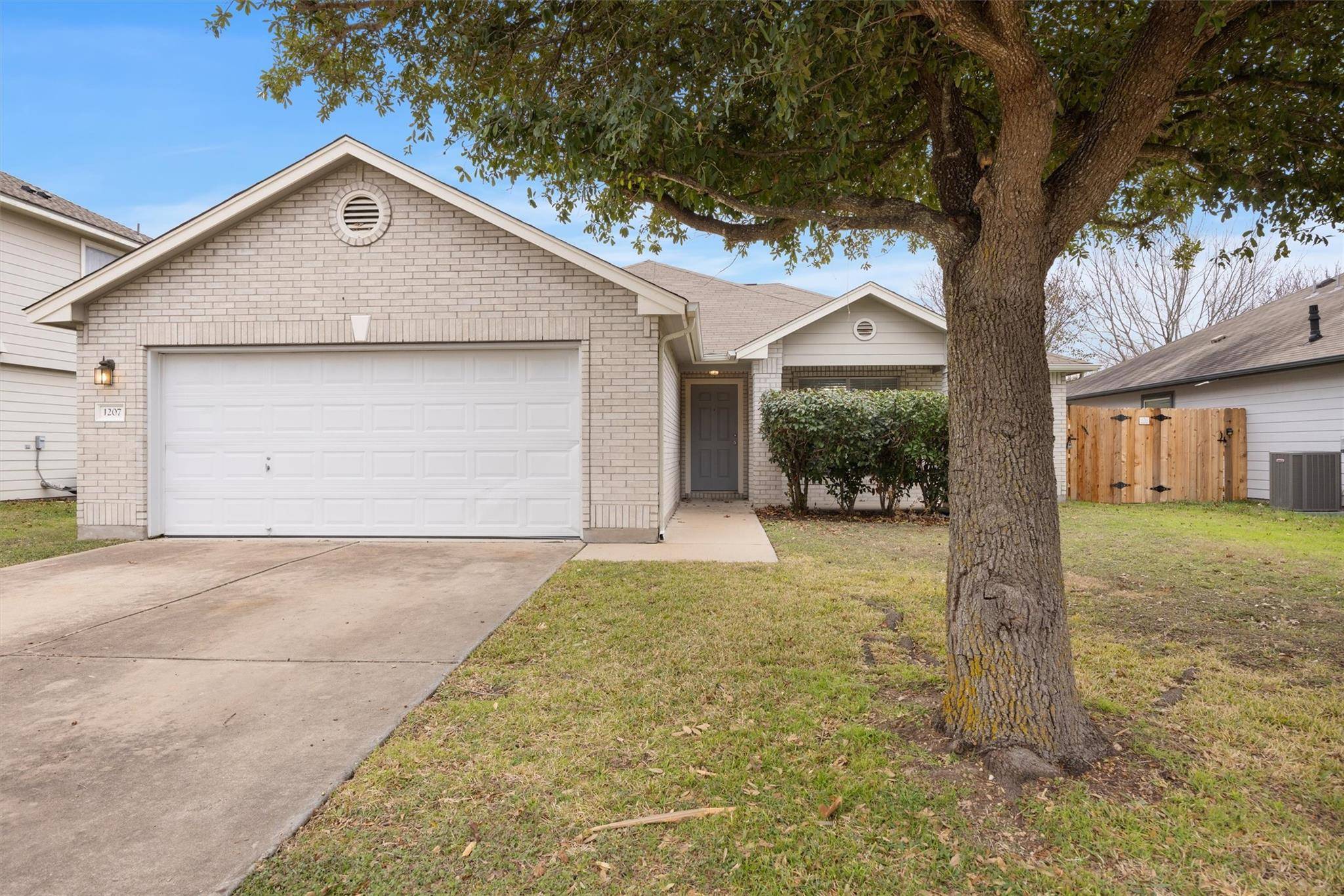 Hutto, TX 78634,1207 Samson DR