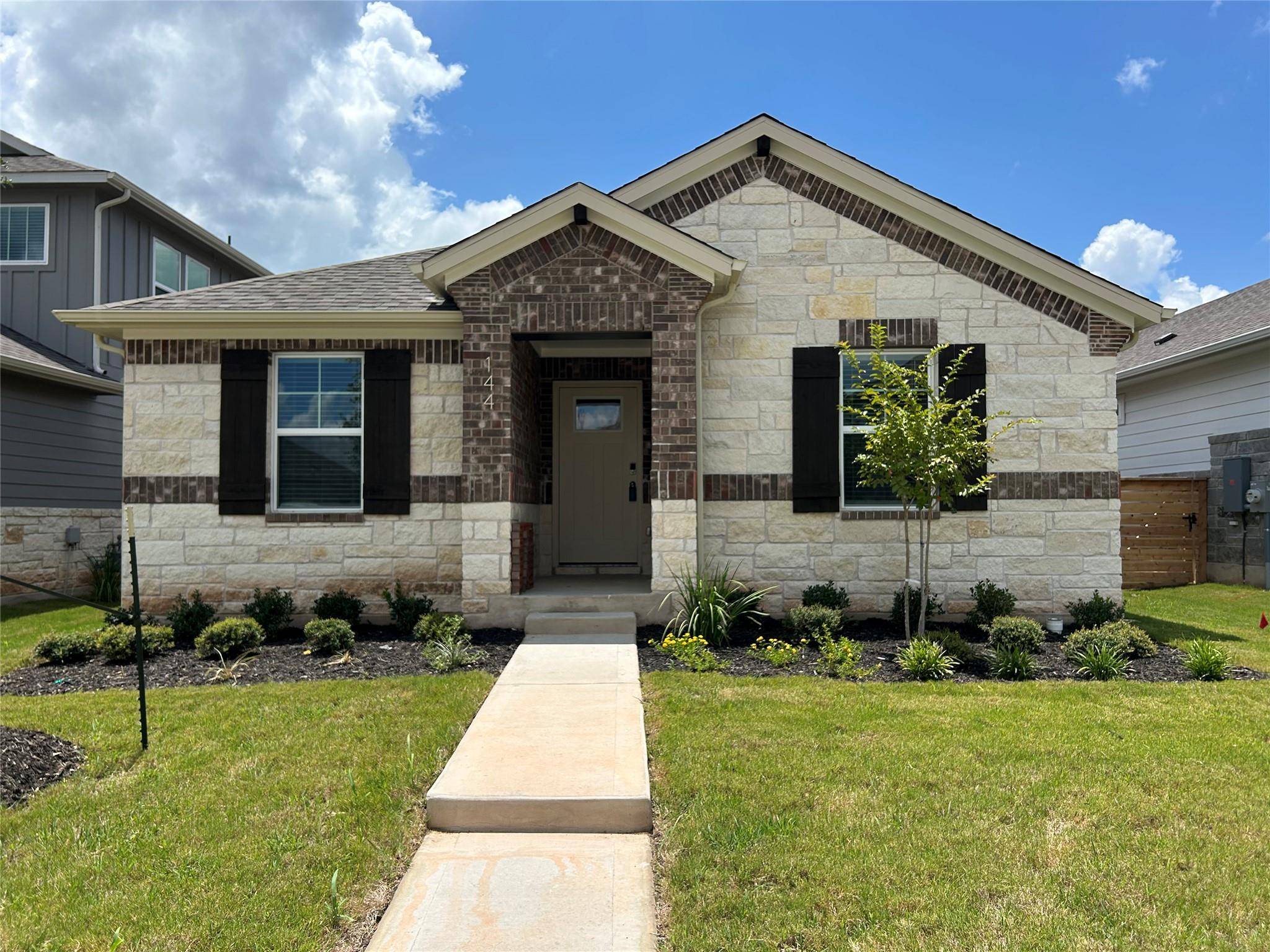 Hutto, TX 78634,144 Zinnia LN