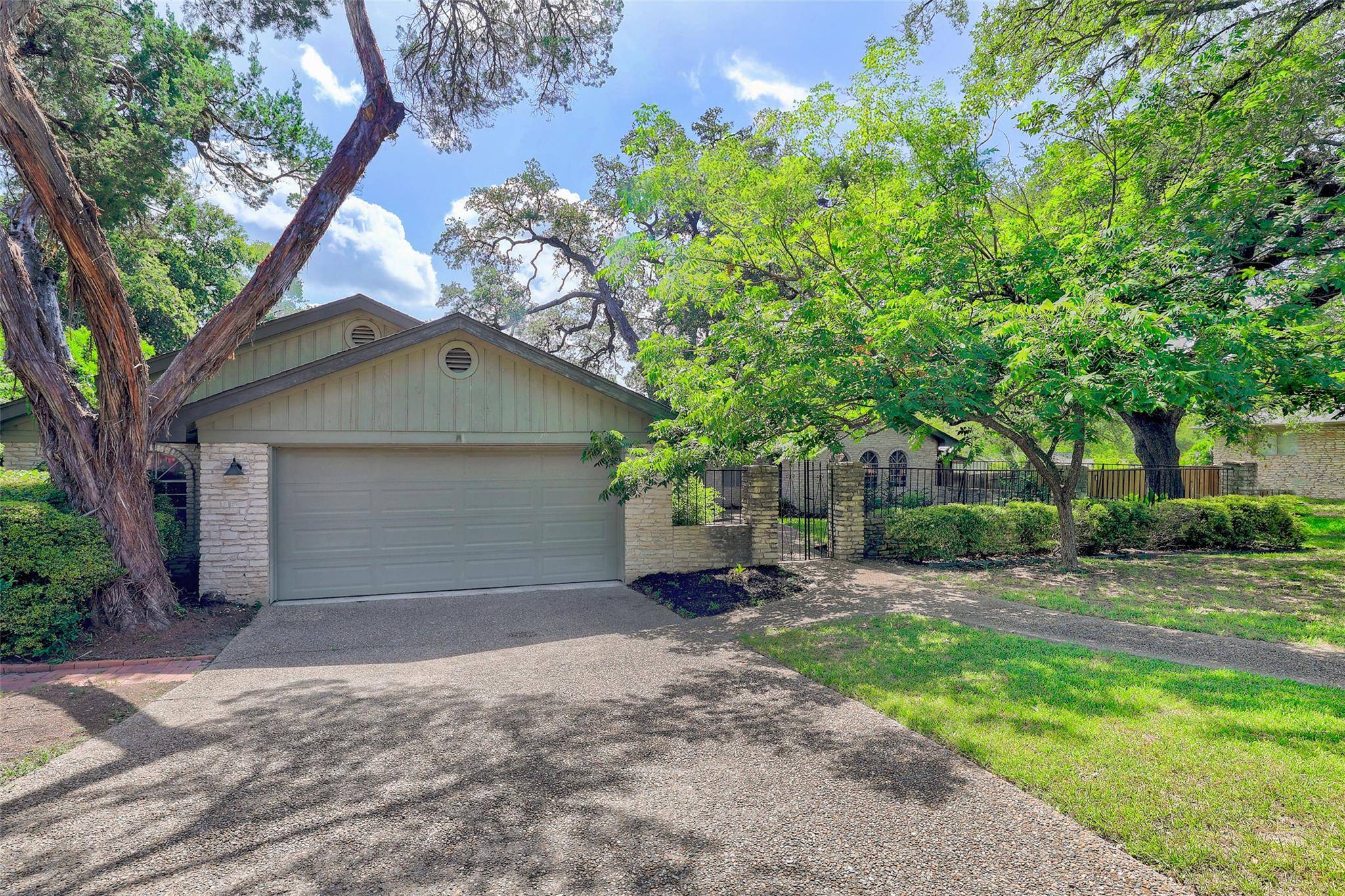 Austin, TX 78758,1207 Oak Shadows CIR